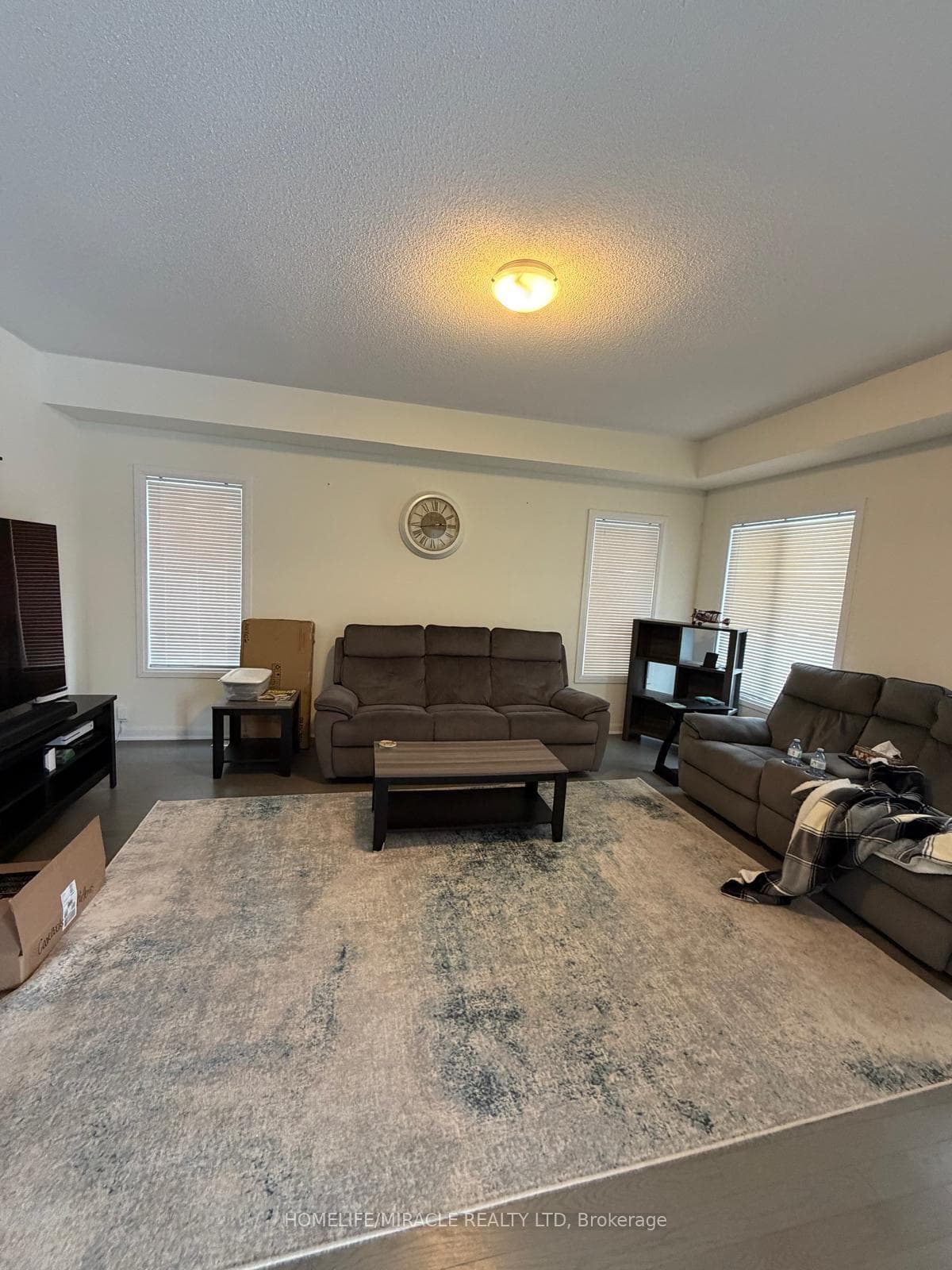 66 Oakmont Drive photo 11