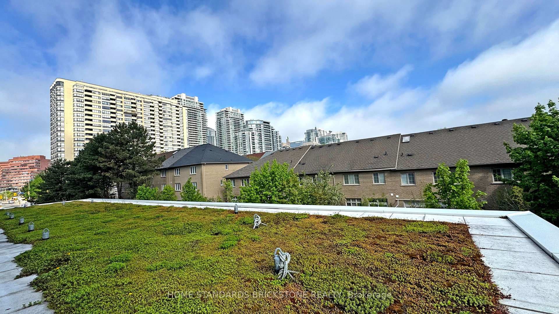 88 Sheppard Avenue Unit 313 photo 38