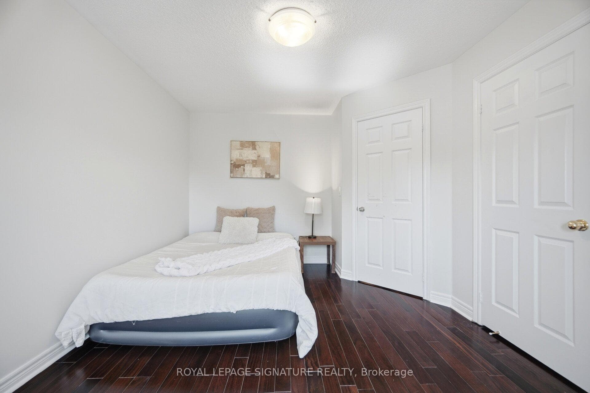 901 Knotty Pine Grove photo 30
