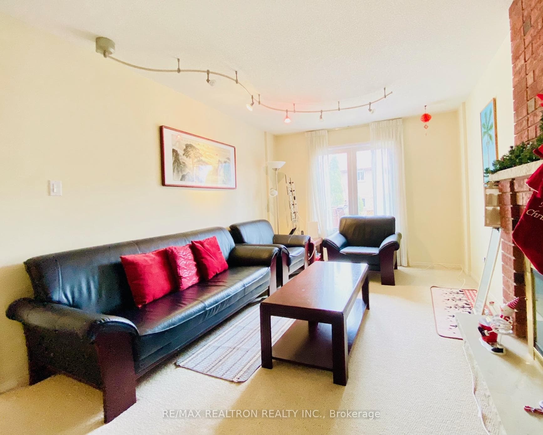 80 John Stiver Crescent photo 7