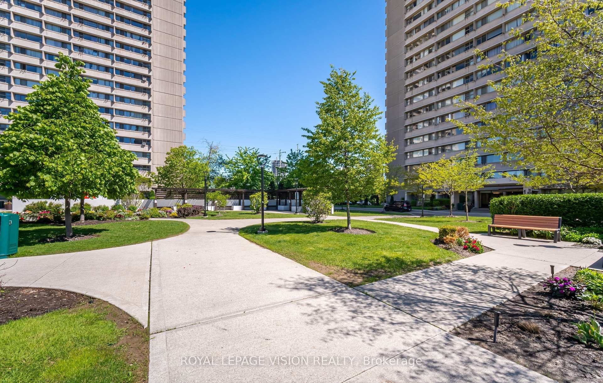 715 Don Mills Road Unit 1108 photo 1