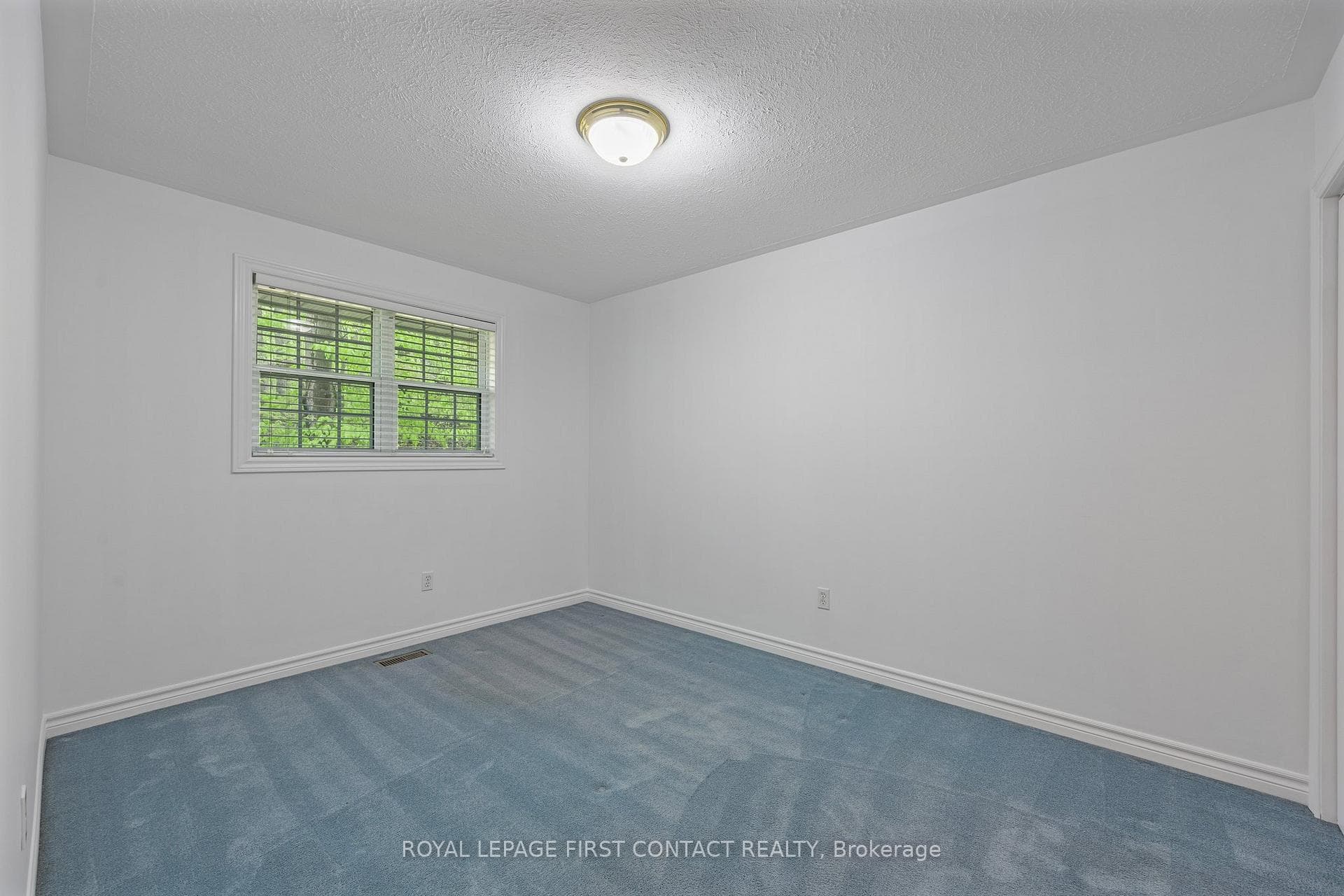 3895 Vasey Road photo 16