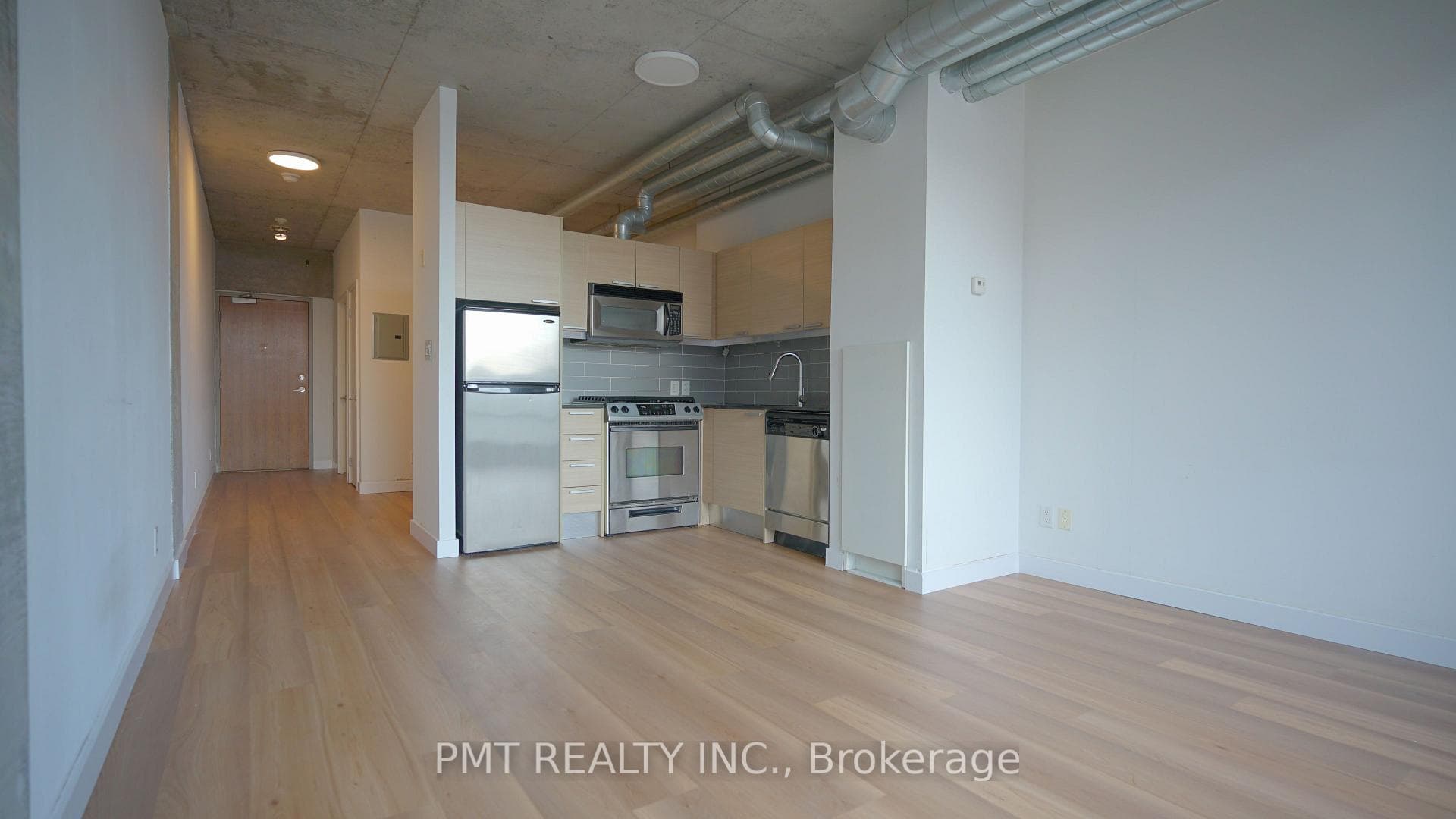 169 John Street Unit 803 photo 3
