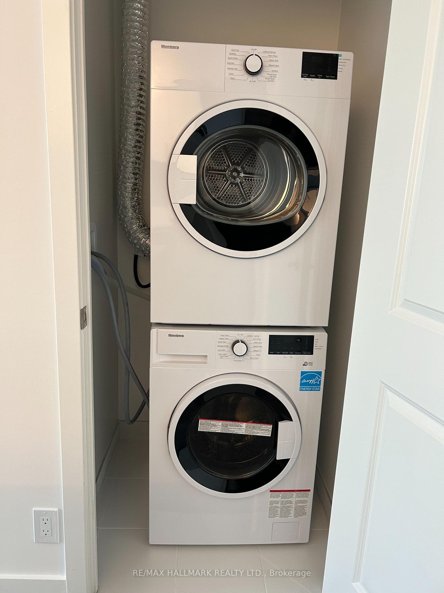 50 Upper Mall Way Unit 805 B photo 13