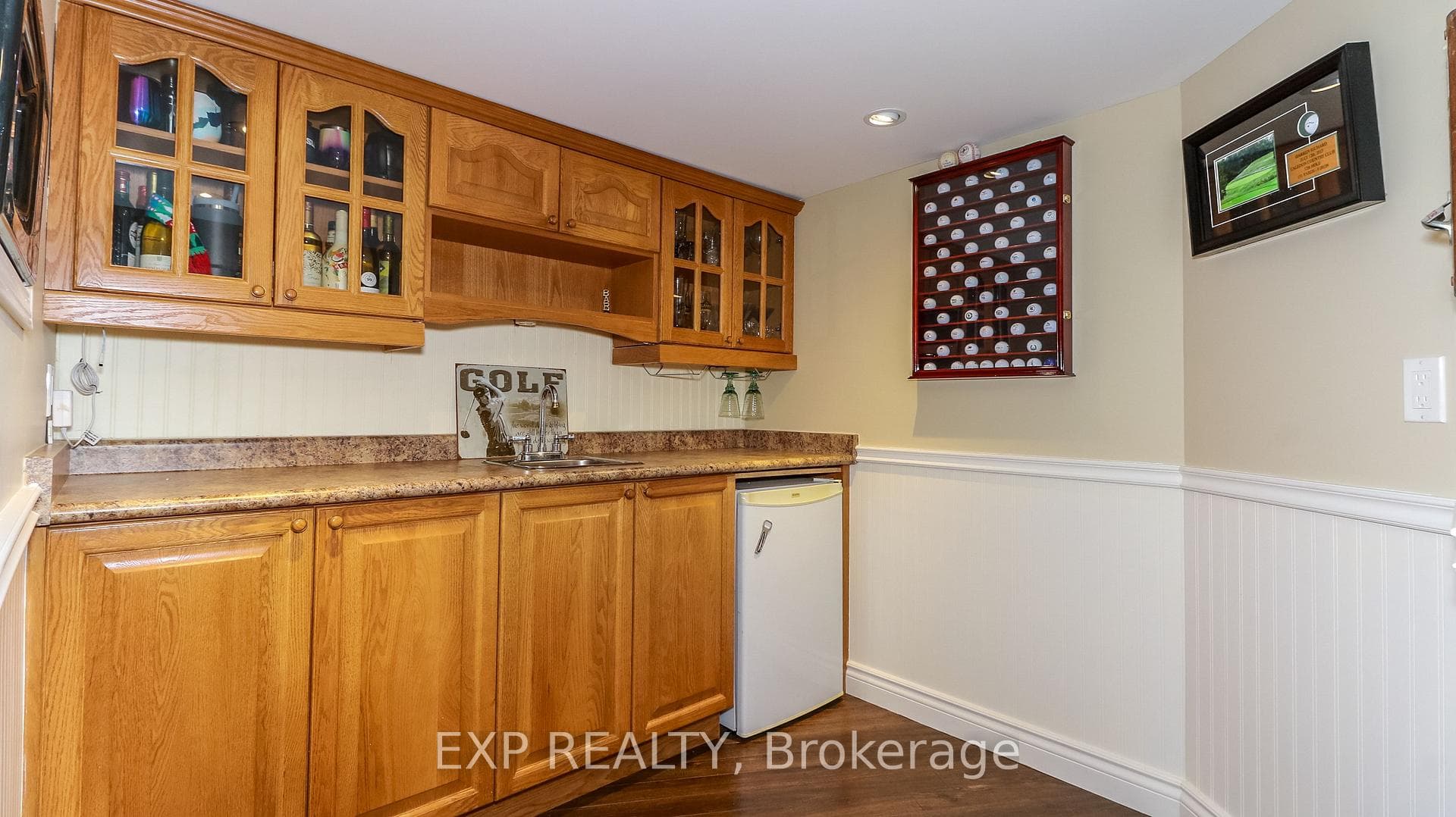 334 Harvie Road photo 30