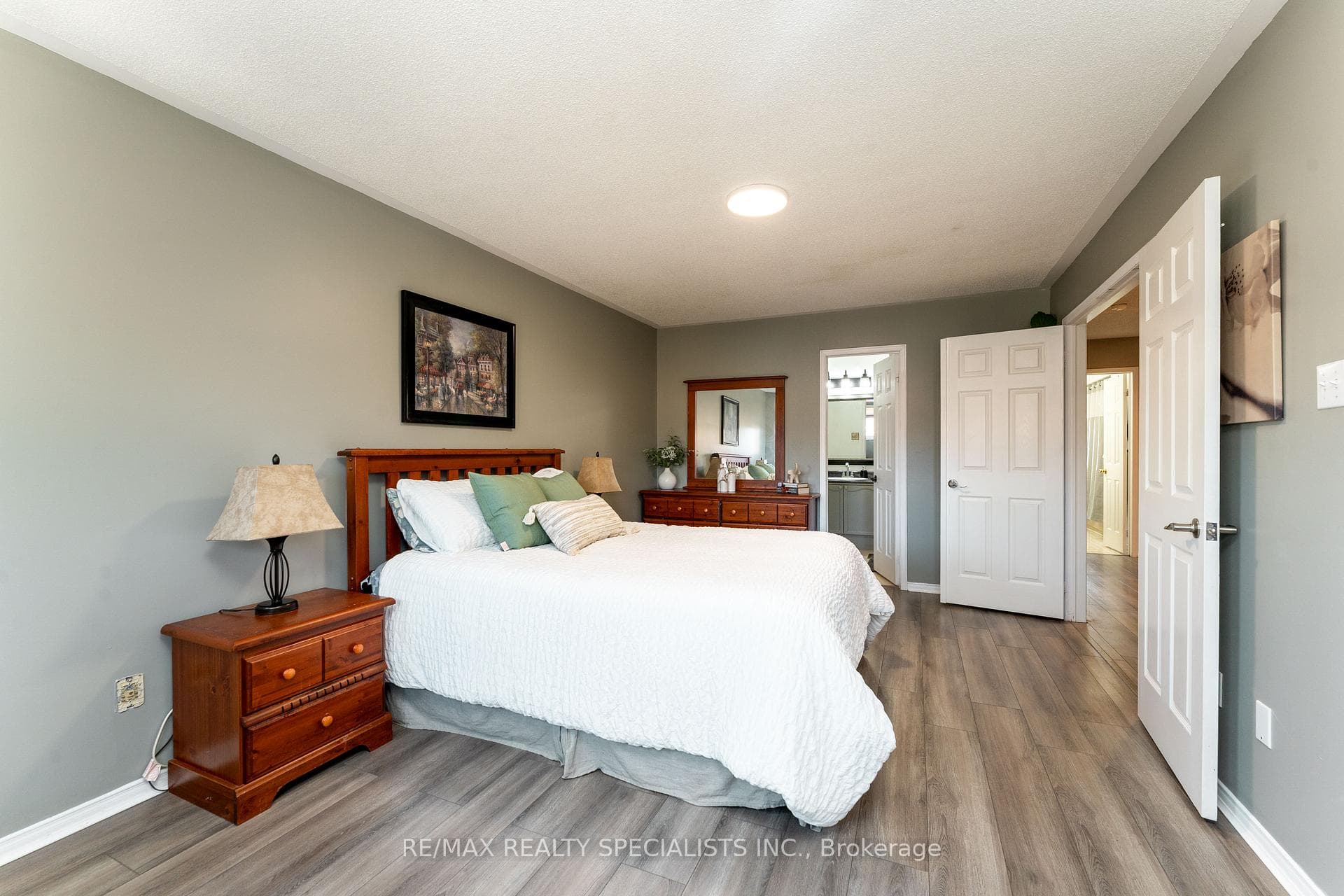 34 Killaloe Crescent photo 25