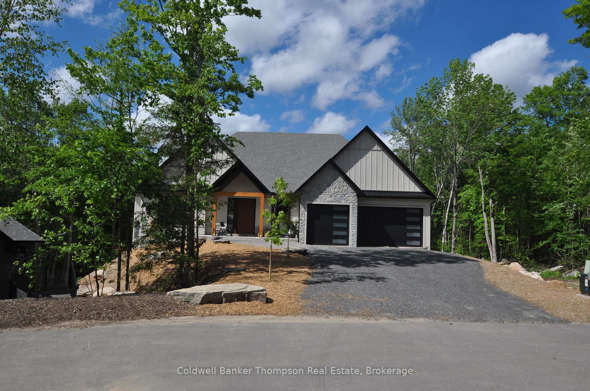11 Glen Eagle Court photo 46