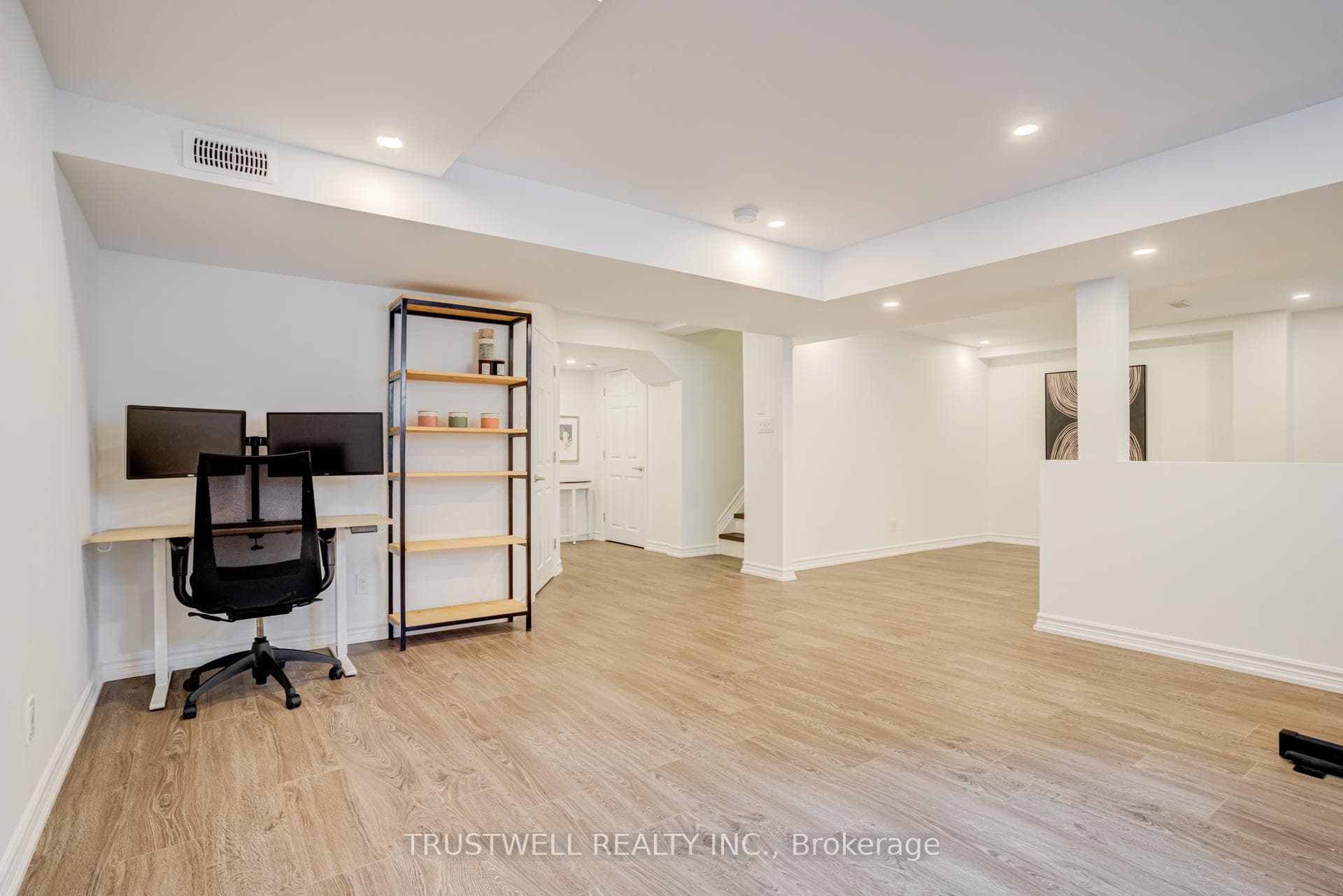334 Trudeau Drive photo 41