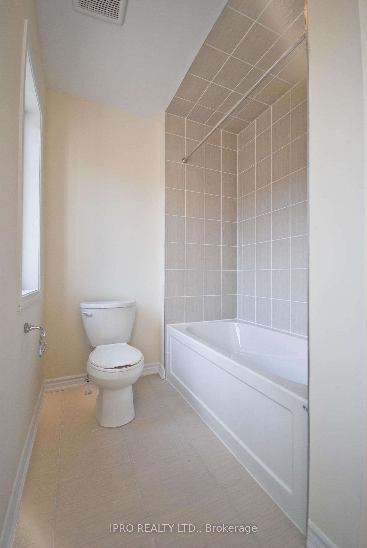 83 Orchardcroft Road photo 18