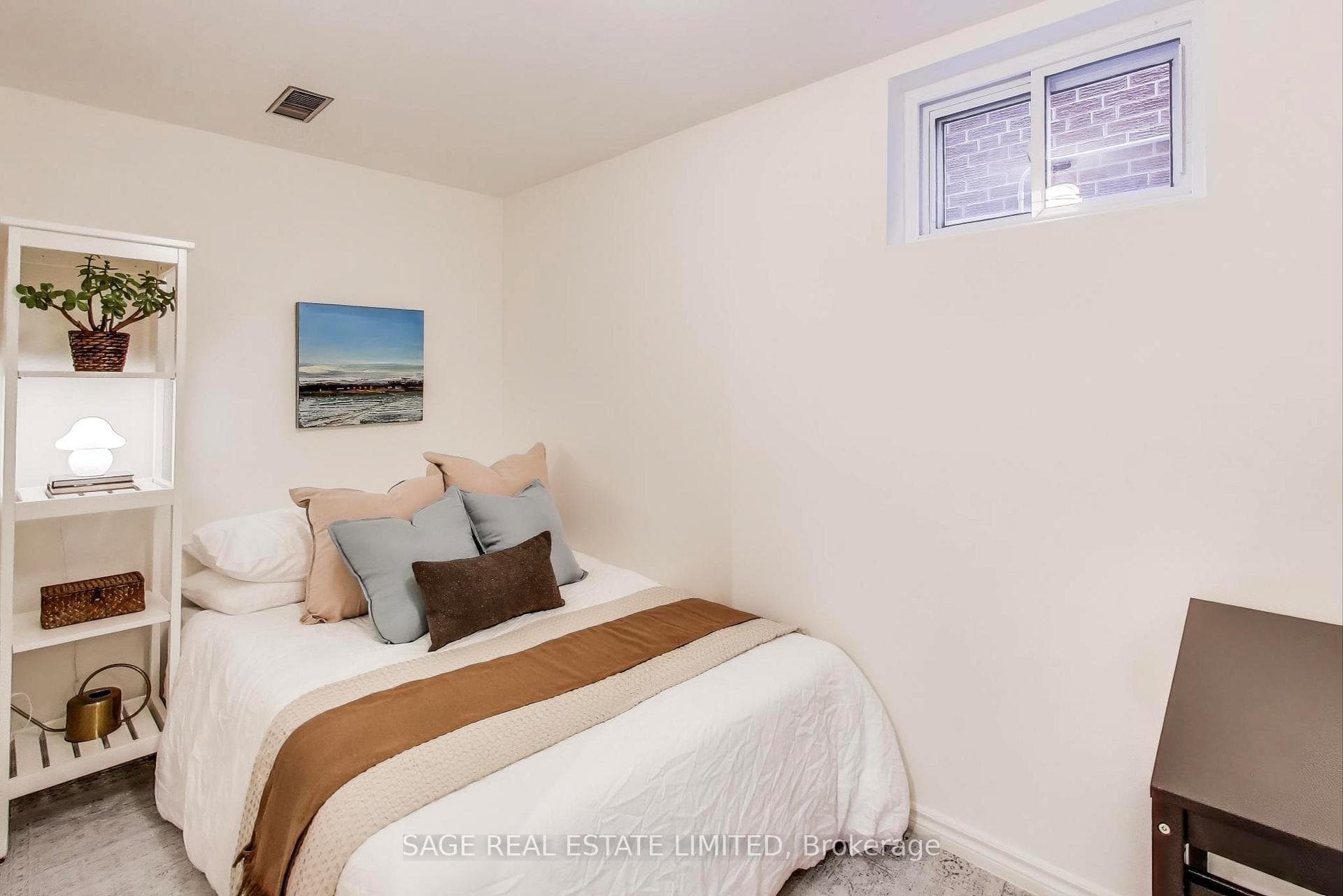 Lower level Bedroom