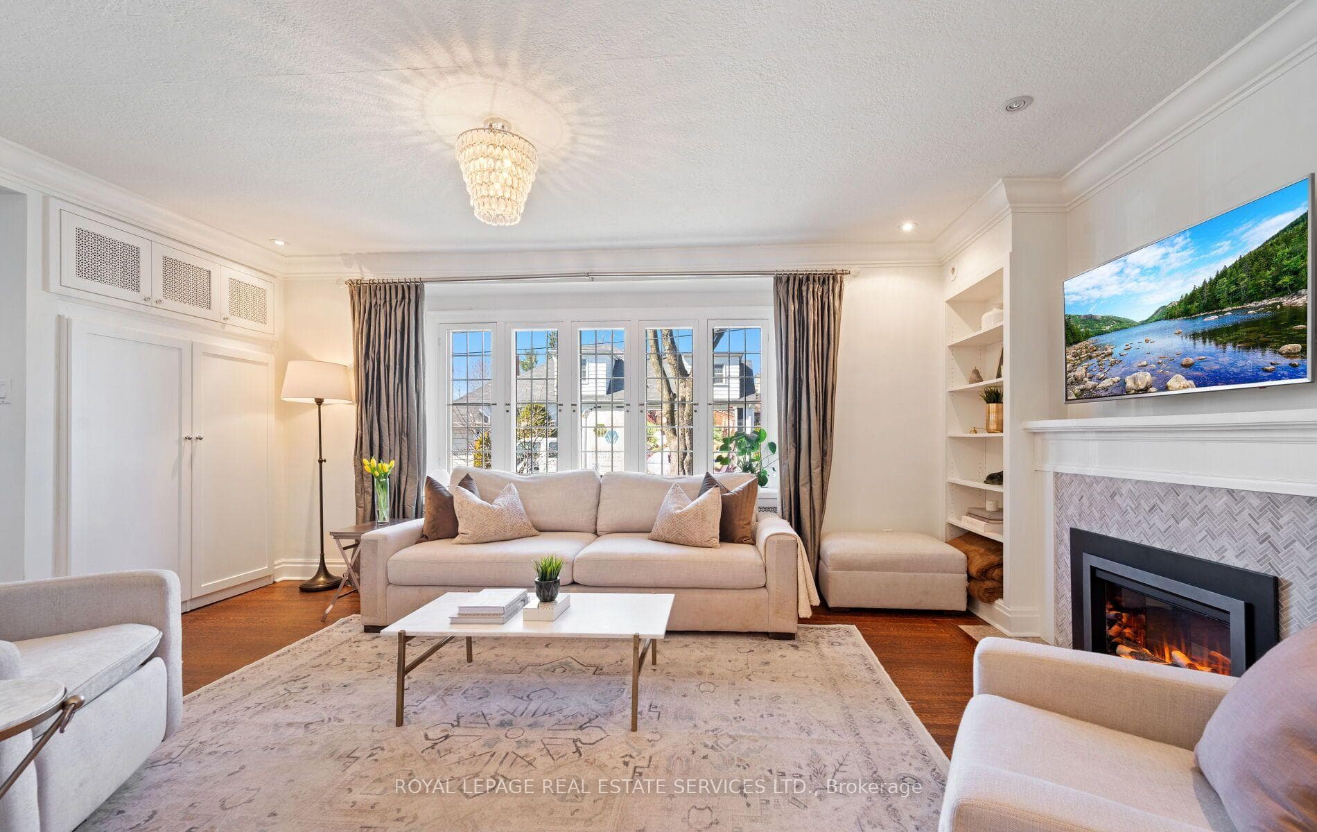 60 Thompson Avenue photo 7