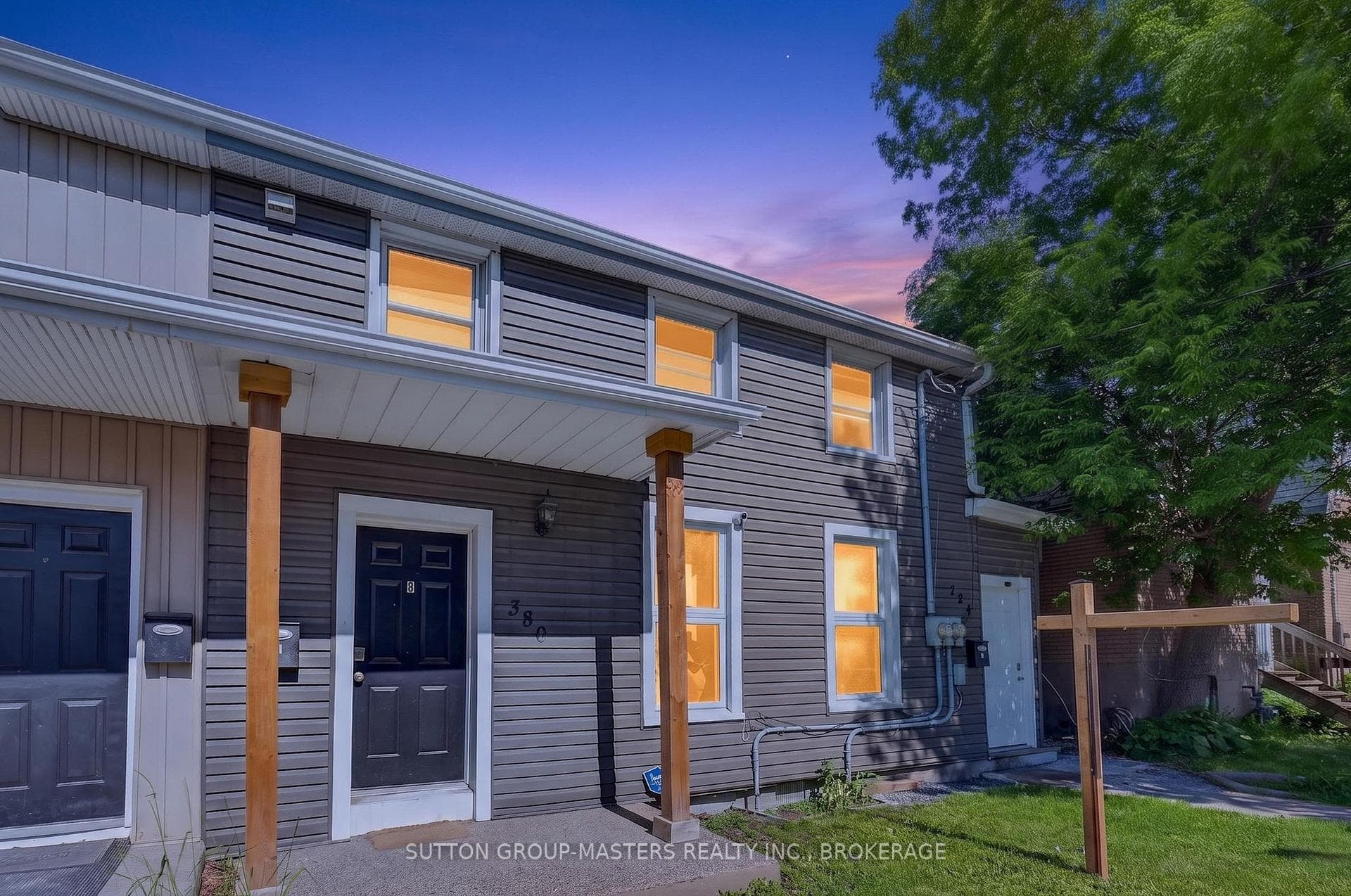 380 Barrie Street photo 3
