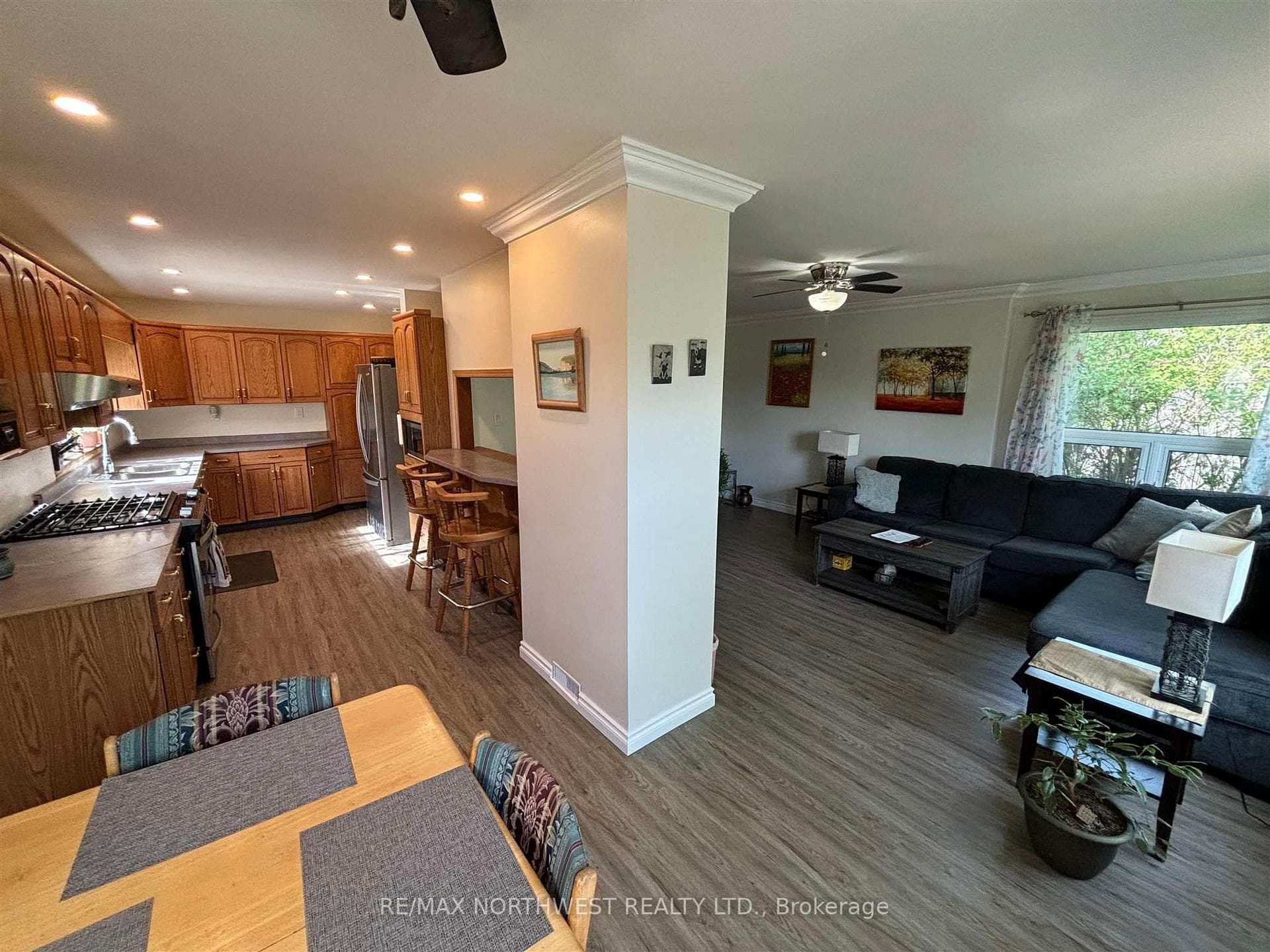58 NORMAN DR photo 7