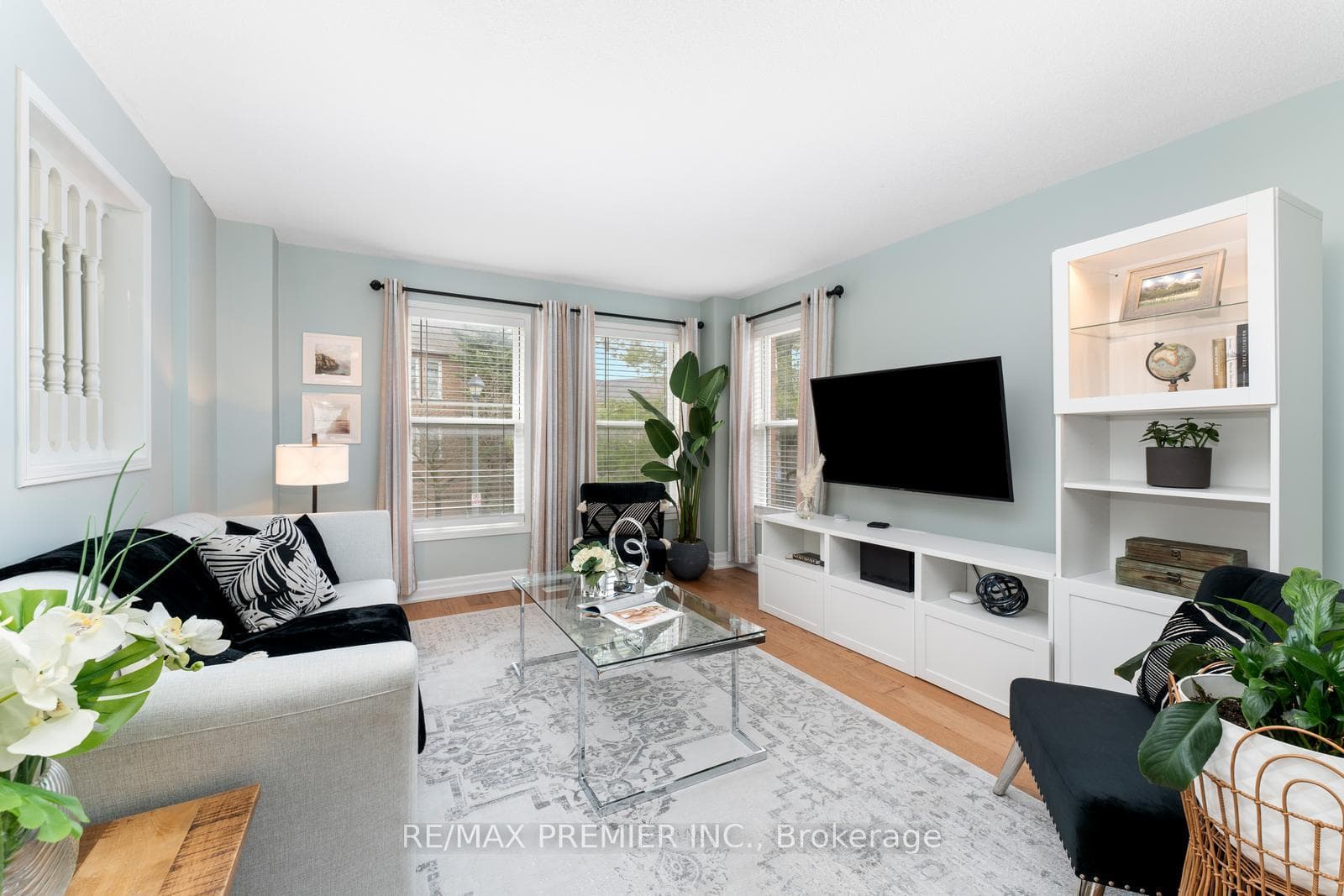 46 Wyatt Lane photo 5