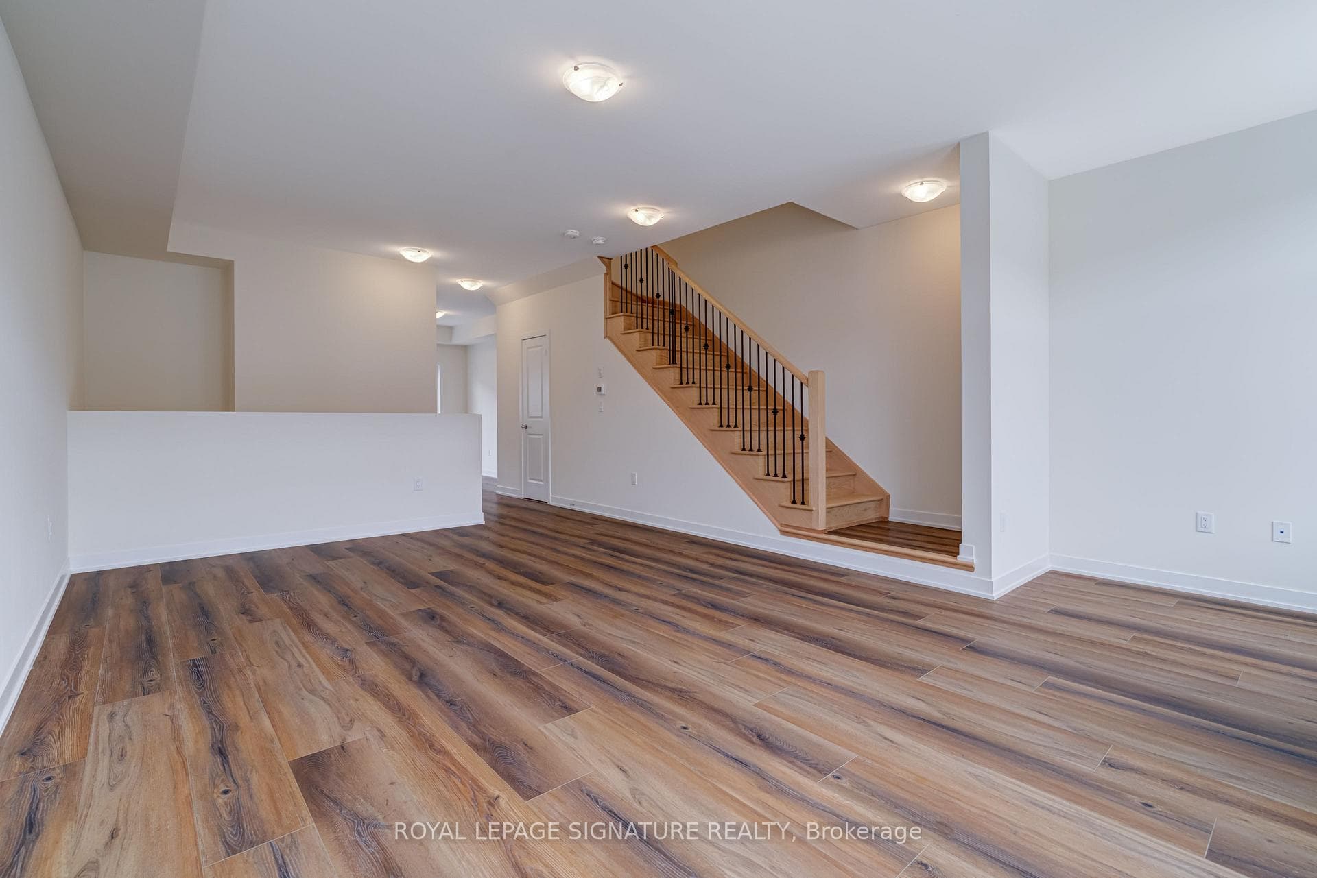 1695 Dersan Street Unit 504 photo 16