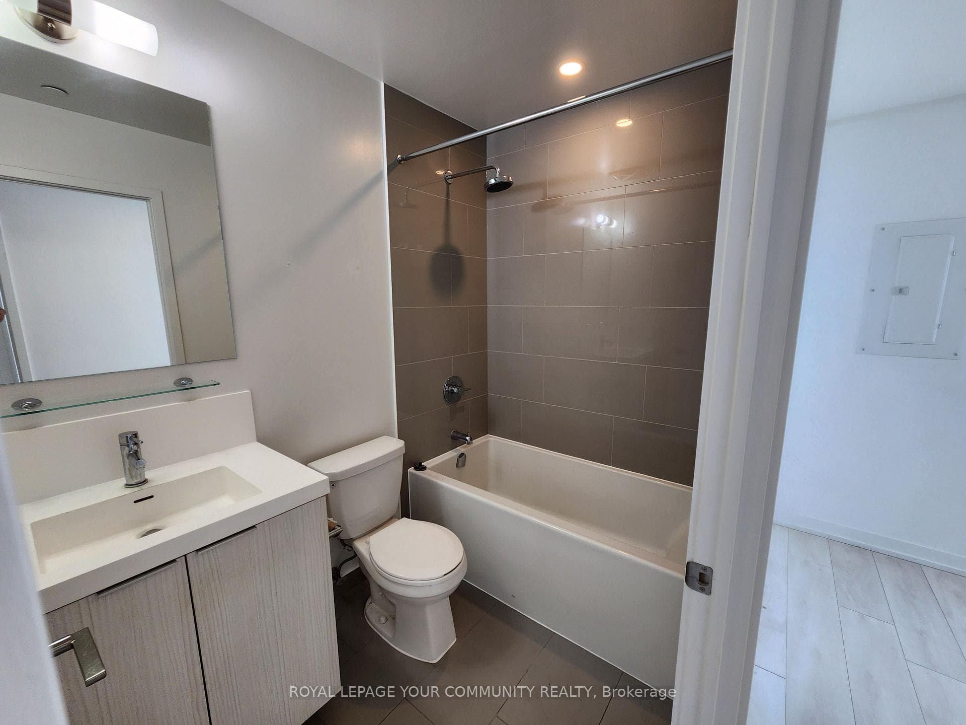 225 Sumach Street Unit 2109 photo 20