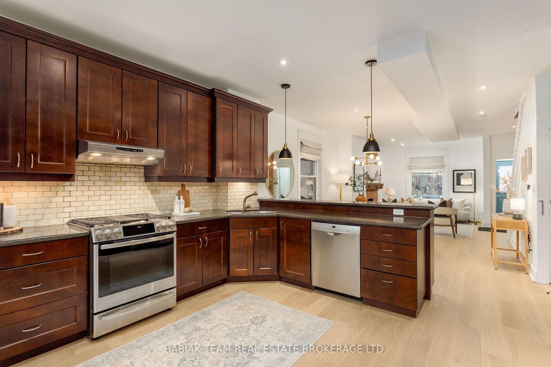 59 Parkway Avenue photo 10