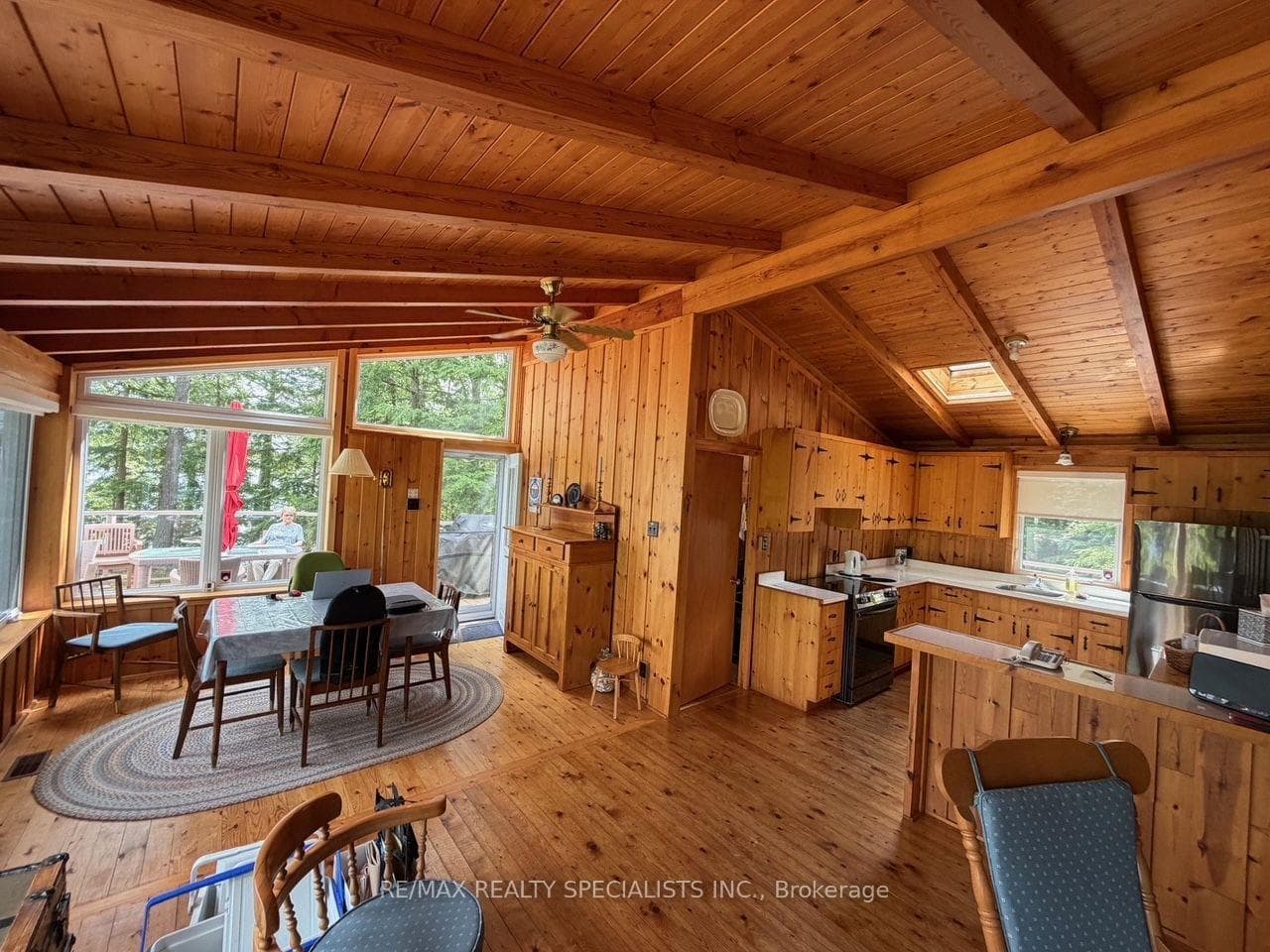 41 Chester Lane photo 15