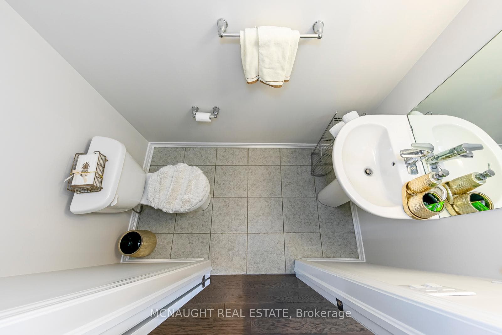 244 Kinsman Drive photo 13