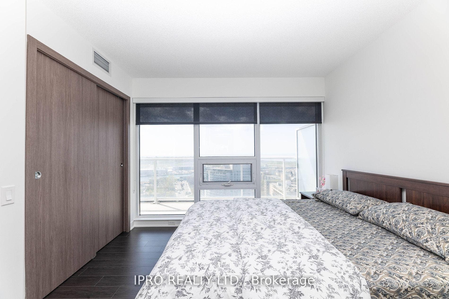 19 Bathurst Street Unit 2311 photo 21