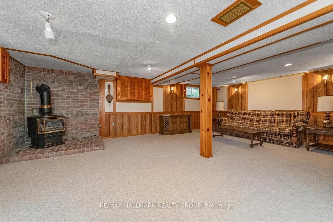 7866 Lawrence Street photo 26