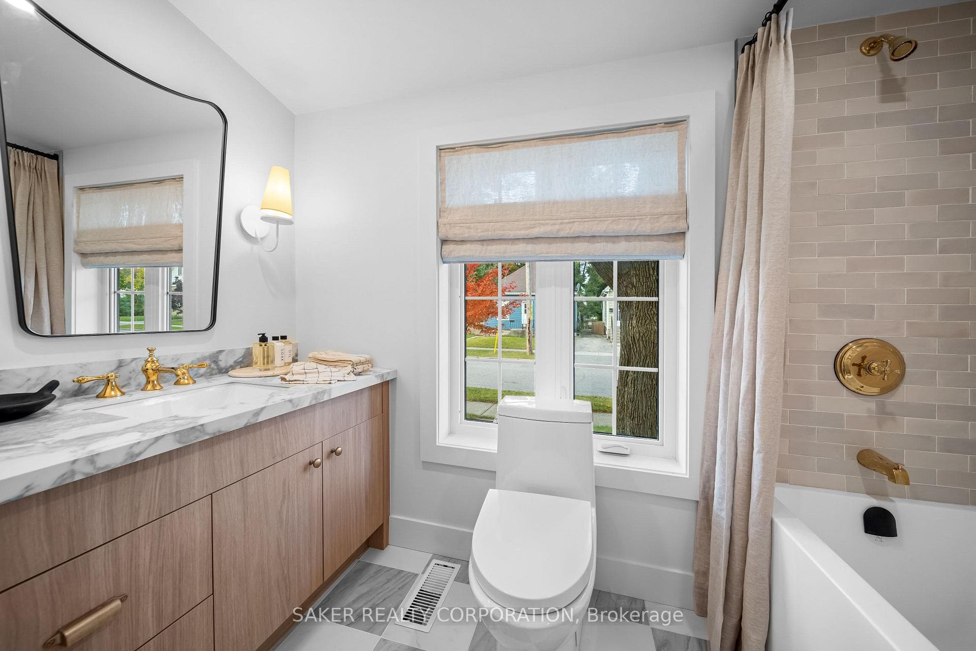 26 Glenwood Avenue photo 17