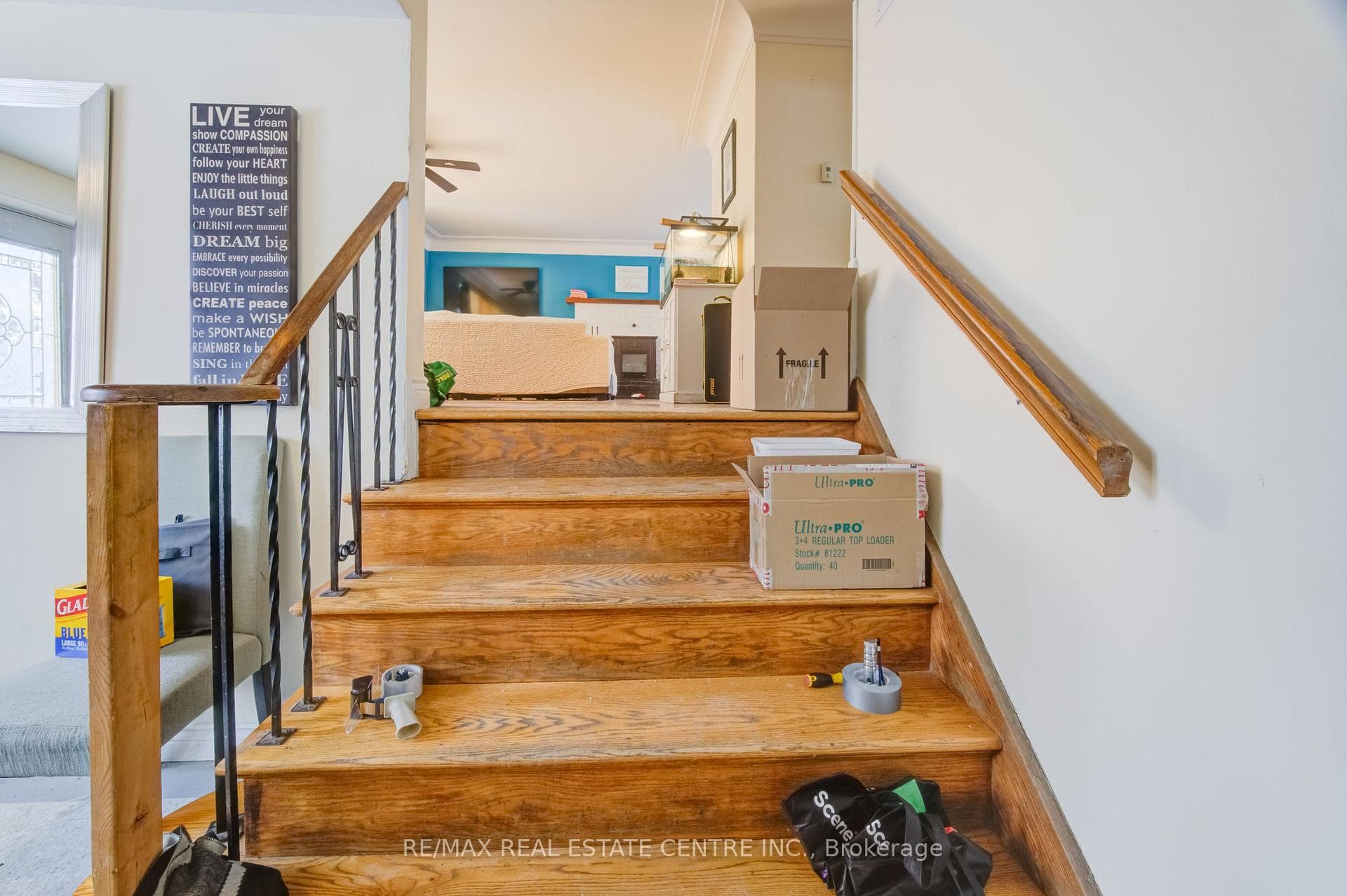 720 Fiddlers Green Road photo 8
