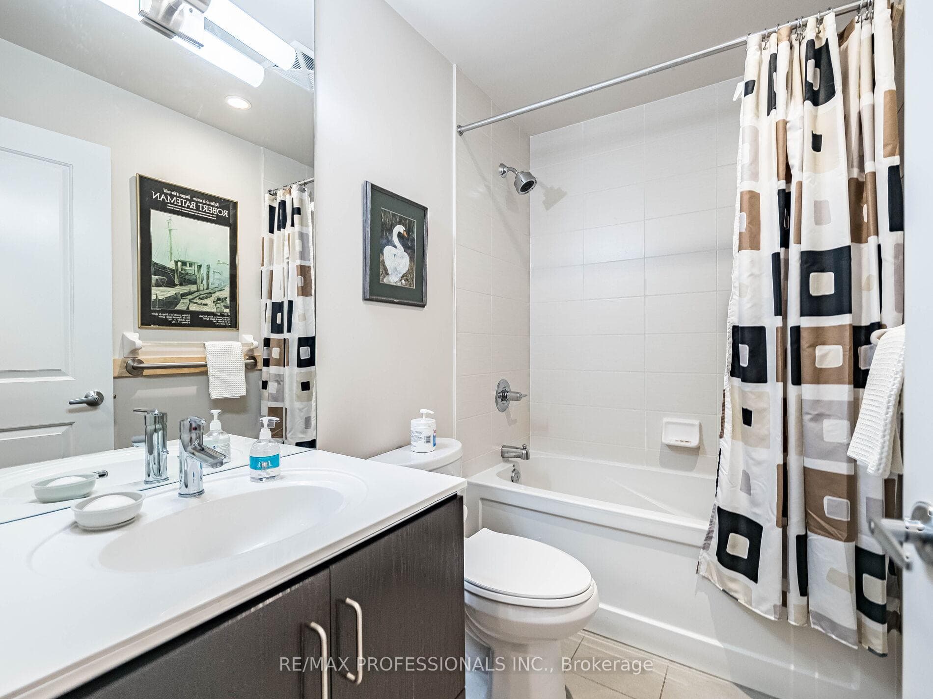 205 Sherway Gardens Road Unit 105 photo 23