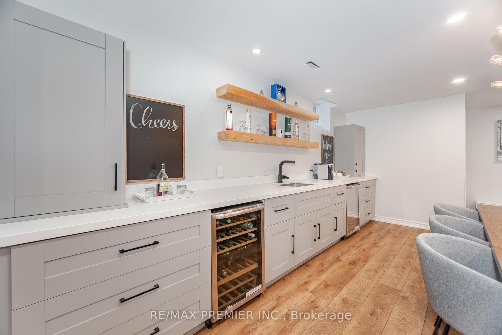 159 Lormel Gate photo 29