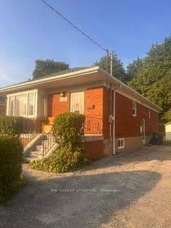 1285 Warden Avenue photo 1