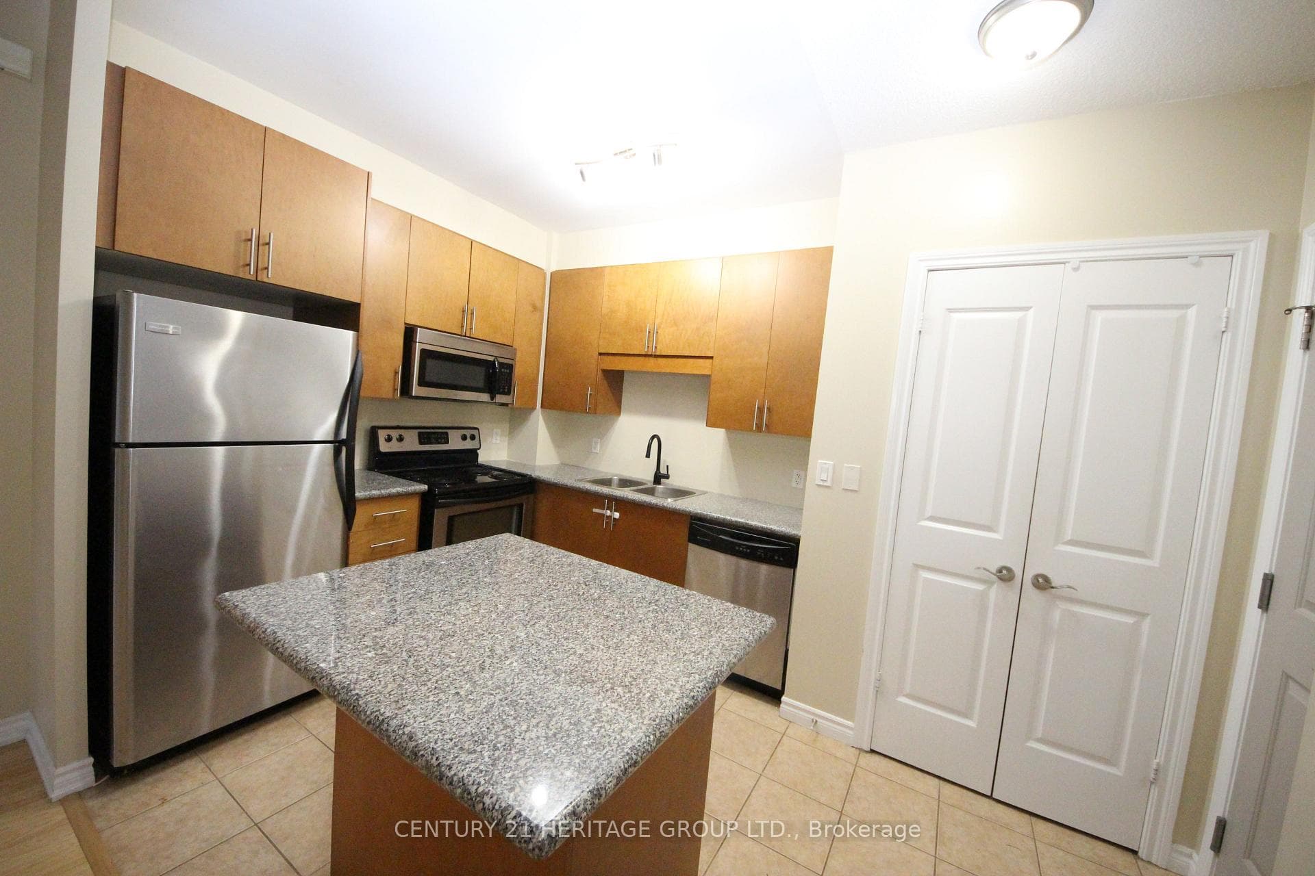 135 Wynford Drive Unit 209 photo 8