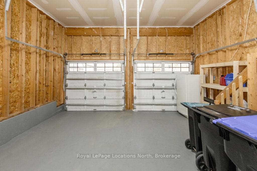 20 GRAND POPLAR Lane photo 31