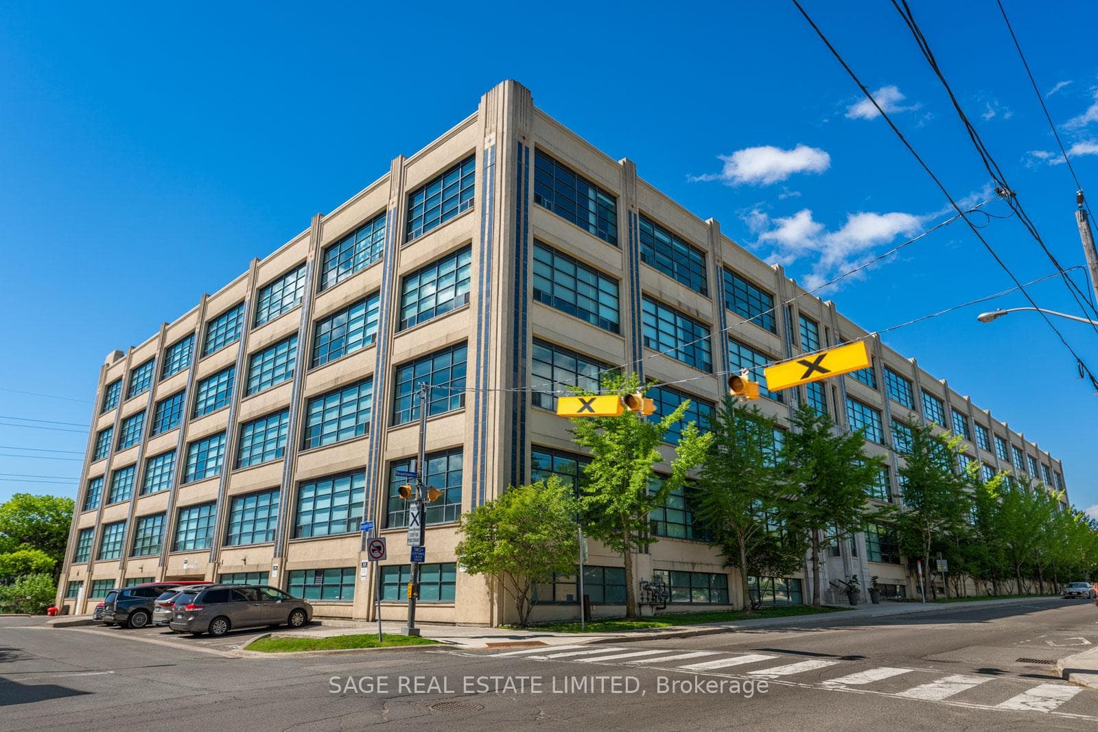 1001 Roselawn Avenue Unit 123 photo 2