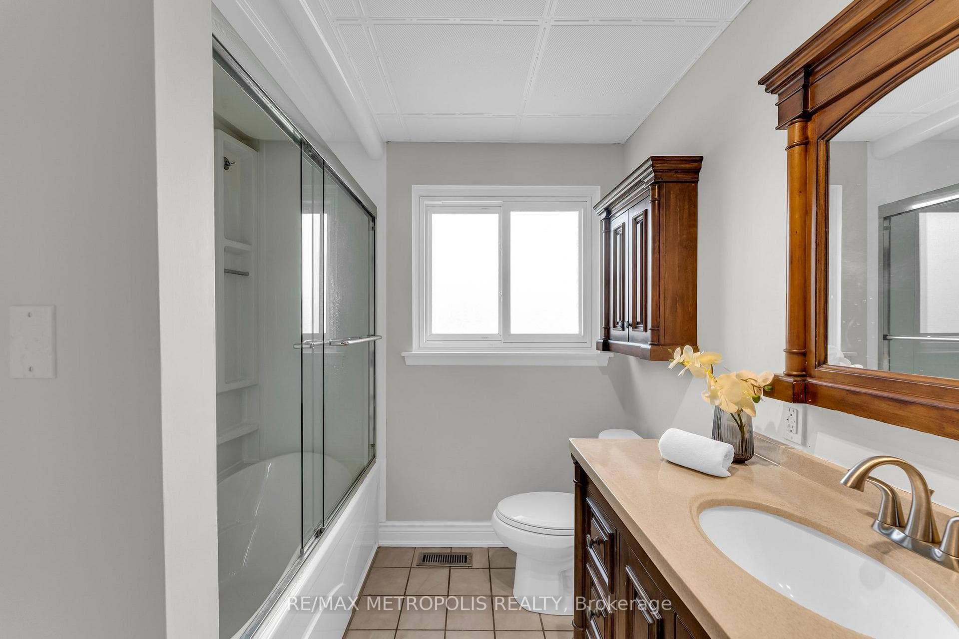 6 Danton Court photo 16