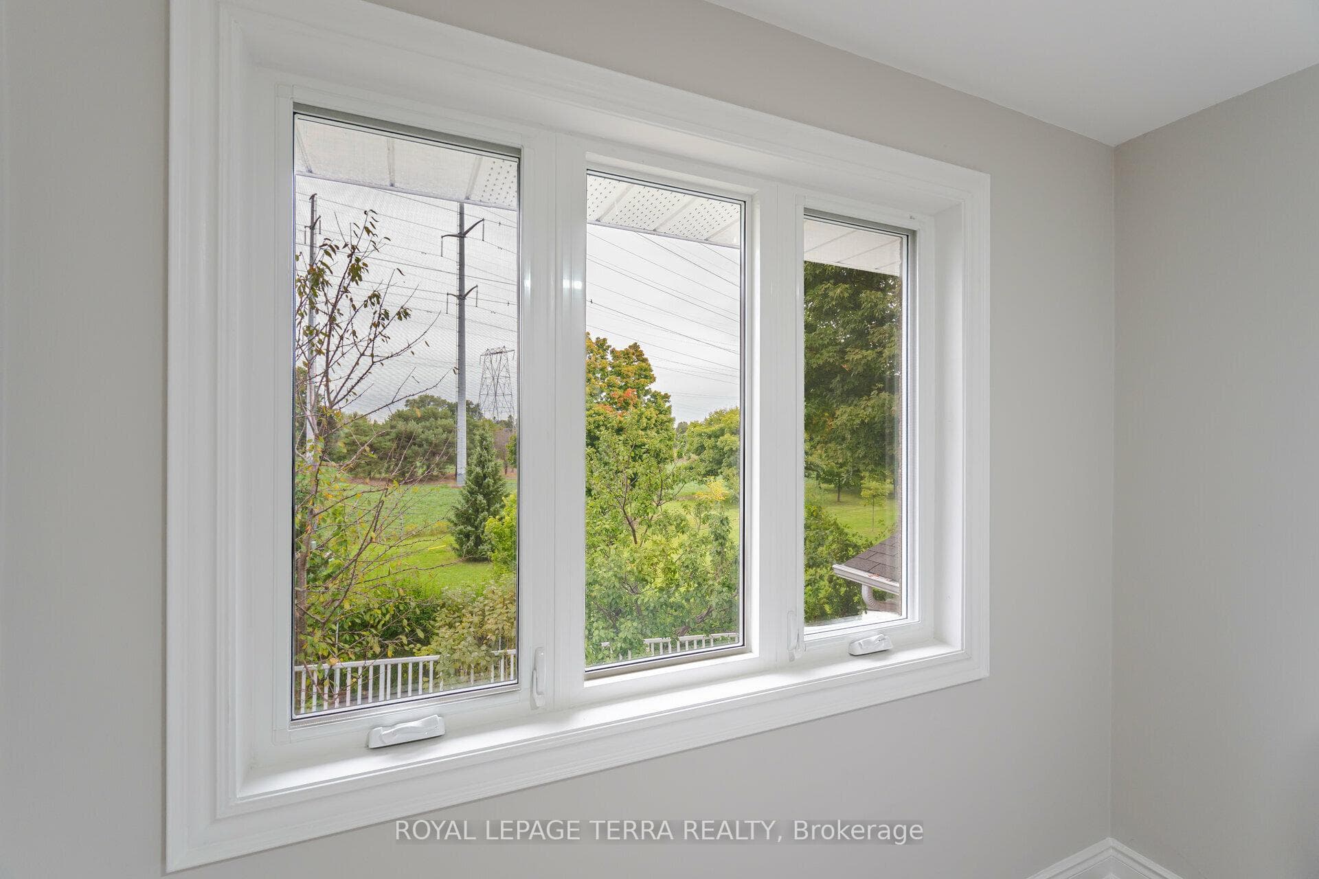 114 Milford Haven Drive photo 21