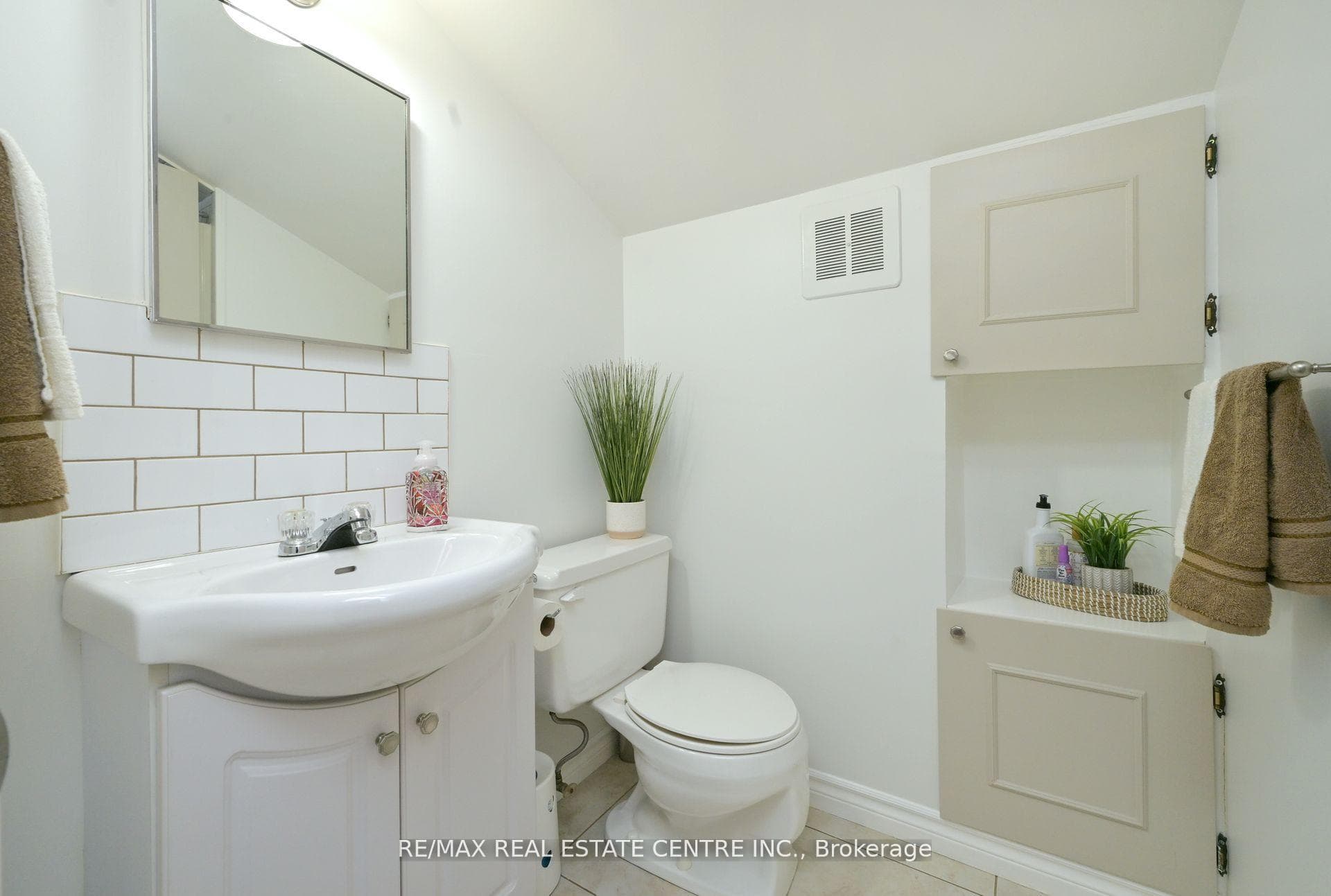 163 Daniel Street photo 25