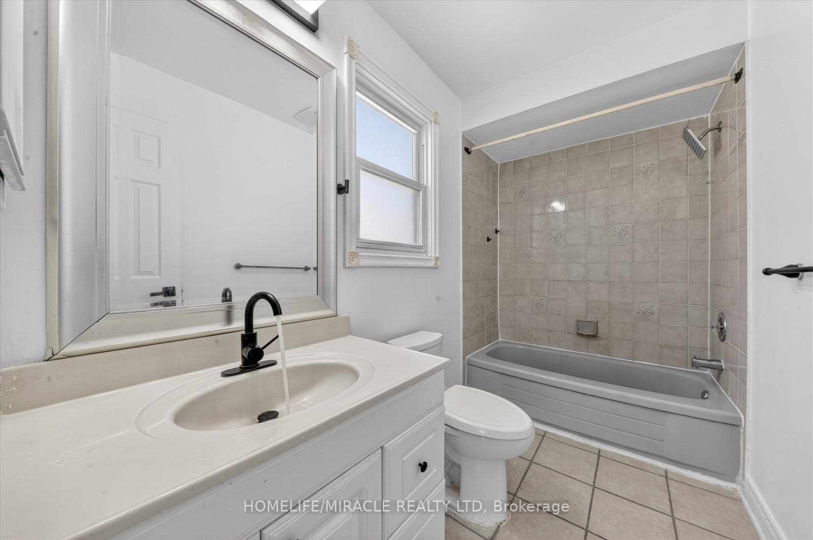 88 Reed Drive photo 40