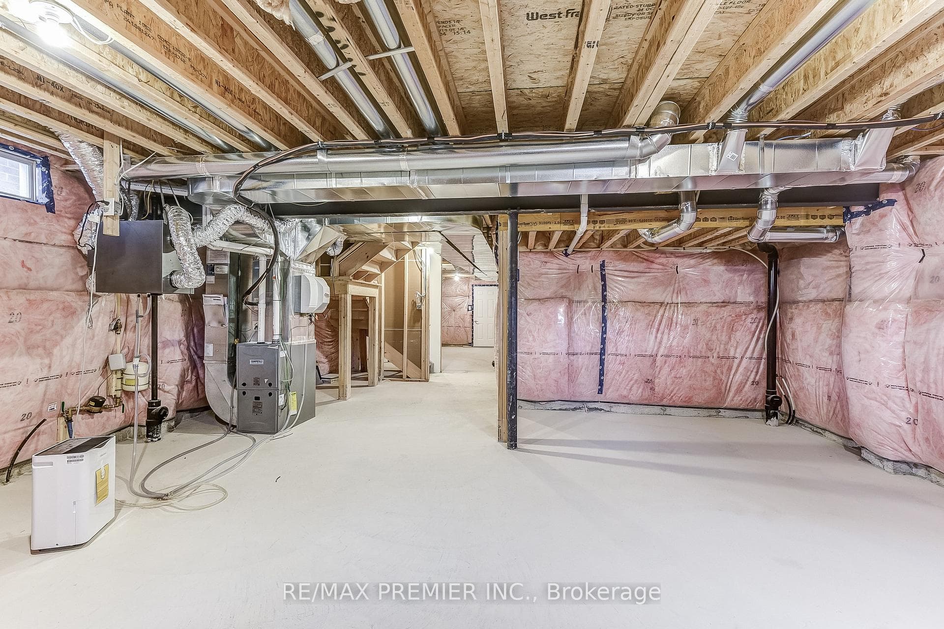 1267 Talisman Manor photo 43