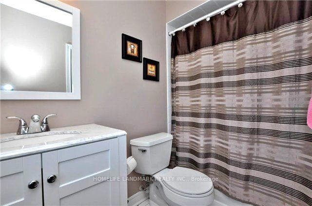48 Widdifield Avenue photo 9