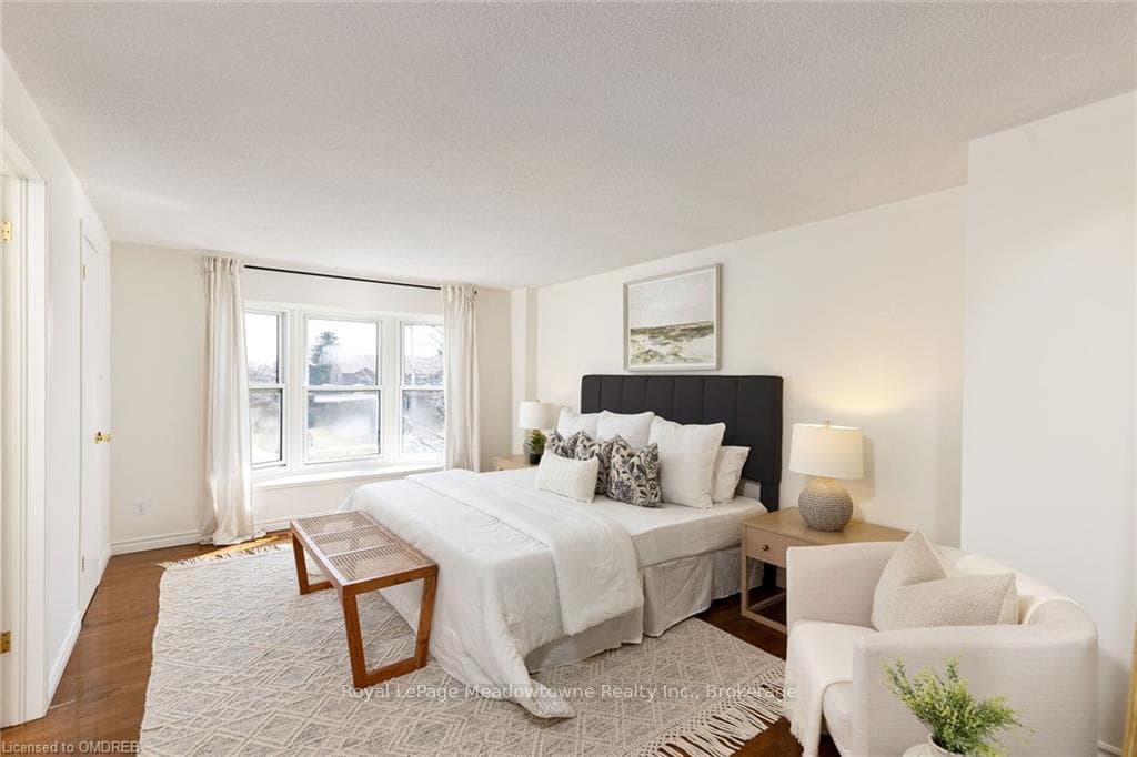 601 LAURIER Avenue photo 13