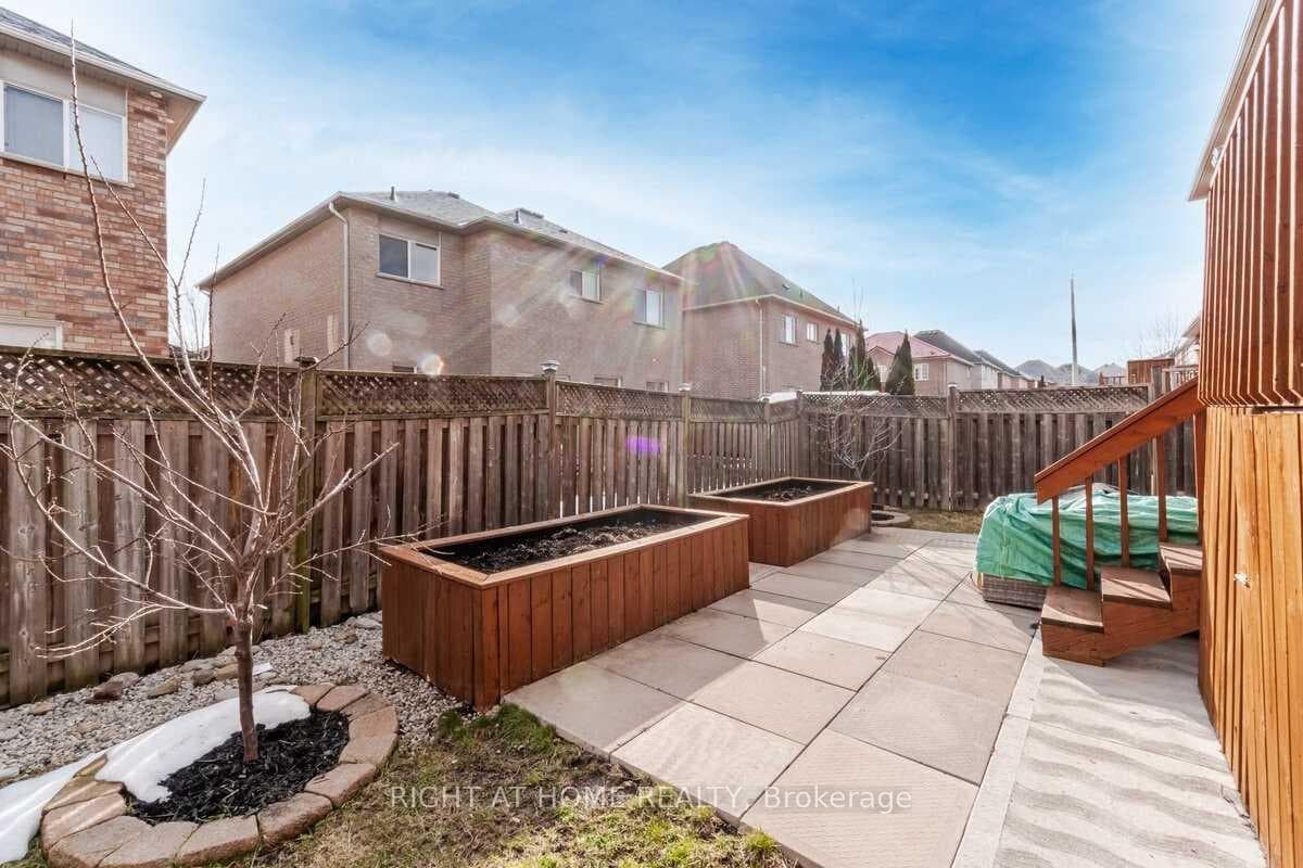 59 Lormel Gate photo 29