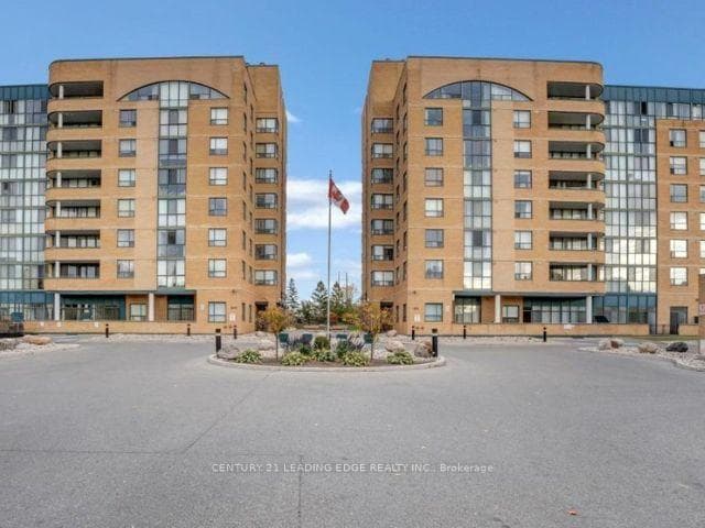 1665 Pickering Parkway Unit 815 photo 26