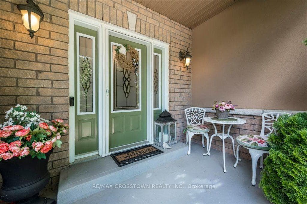 Covered Front Porch
