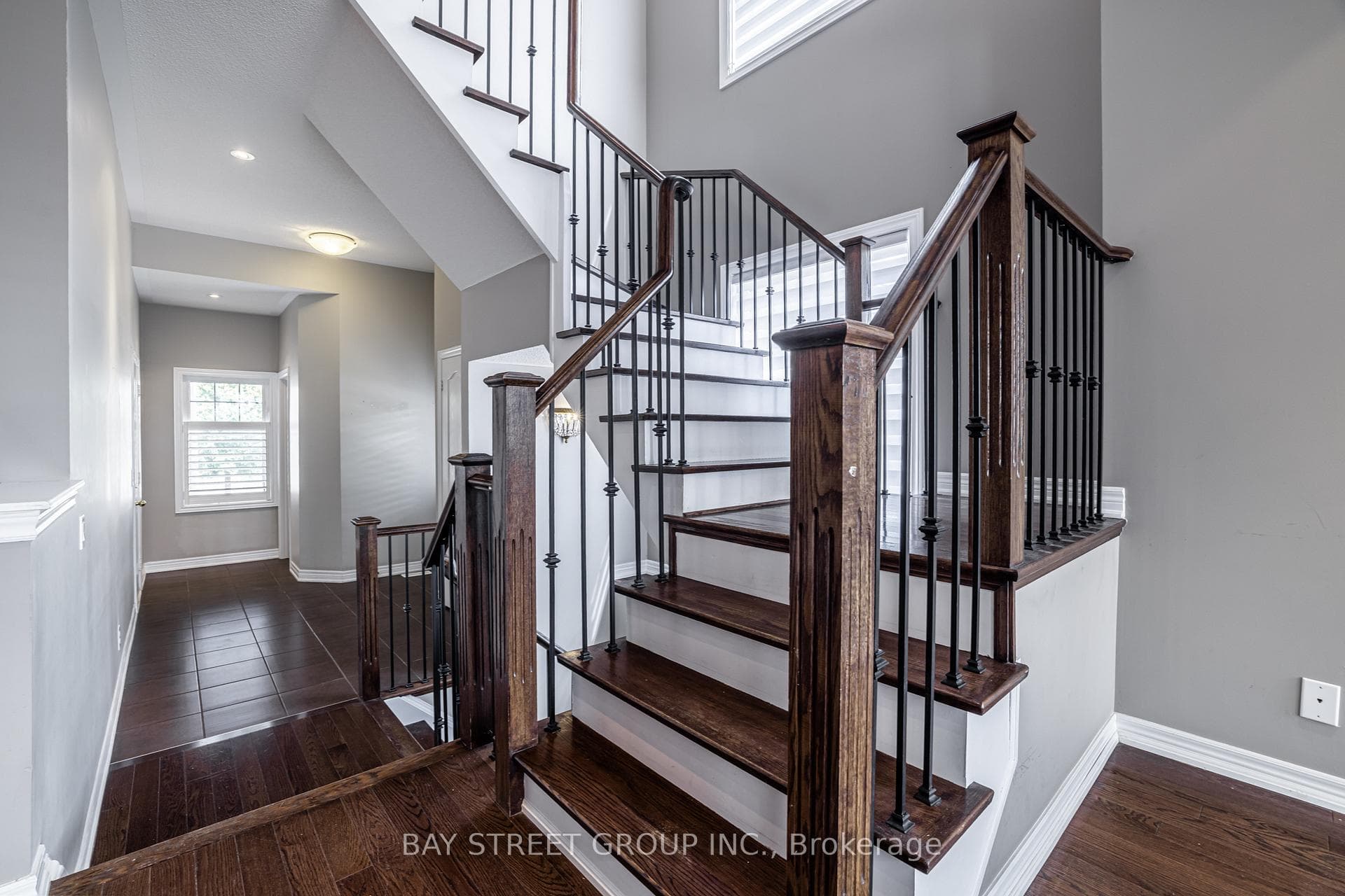 4 Courtland Crescent photo 8