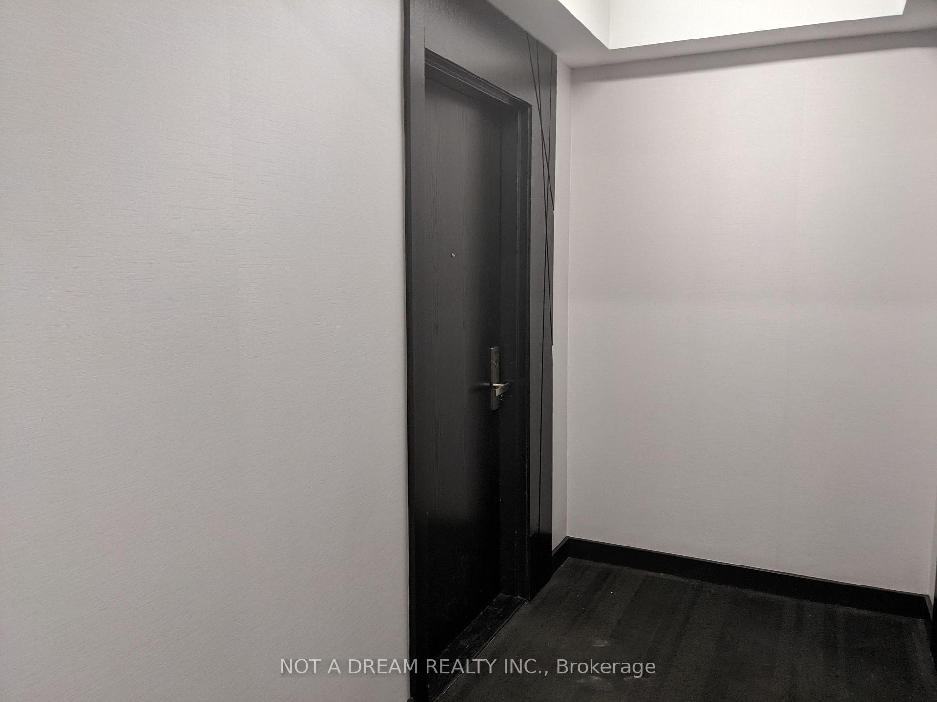 125 Peter Street Unit 2408 photo 26