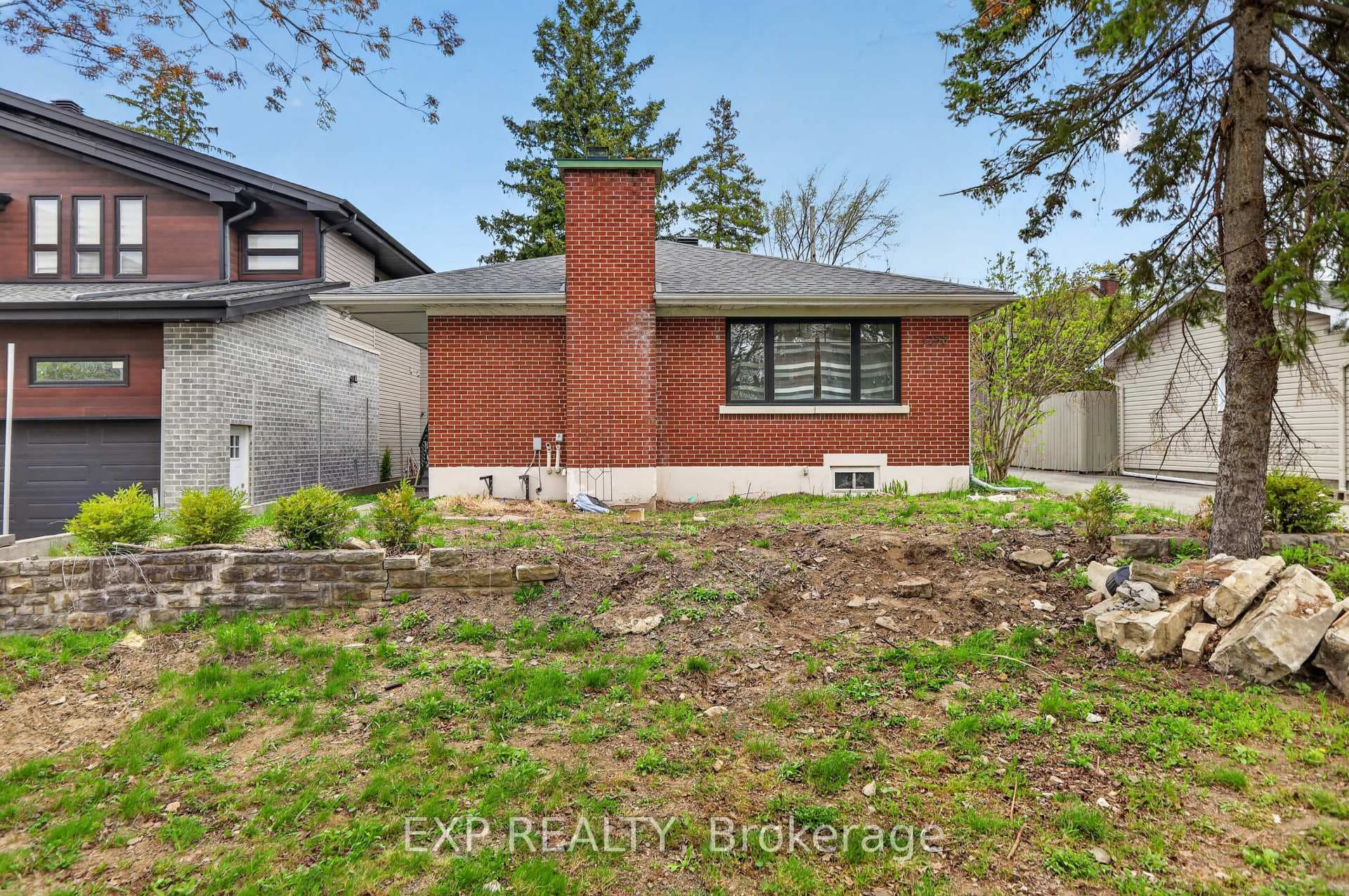 1255 Evans Boulevard photo 11