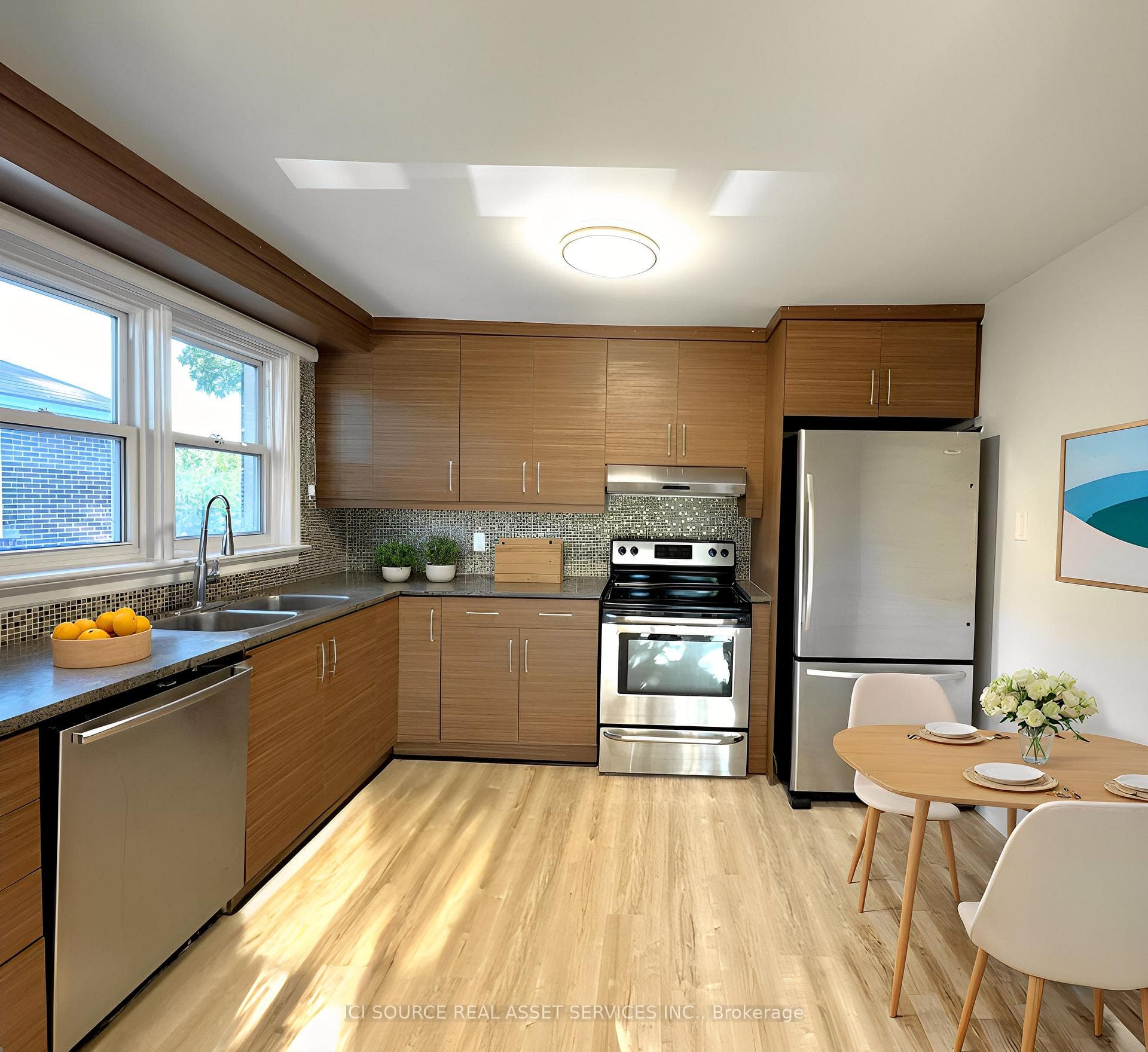 295 Kirchoffer Avenue Unit Upper photo 4