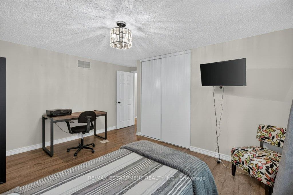 24 Braeheid Avenue photo 23