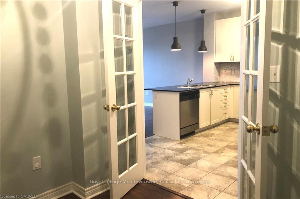 383 MAIN Street Unit 120 photo 19