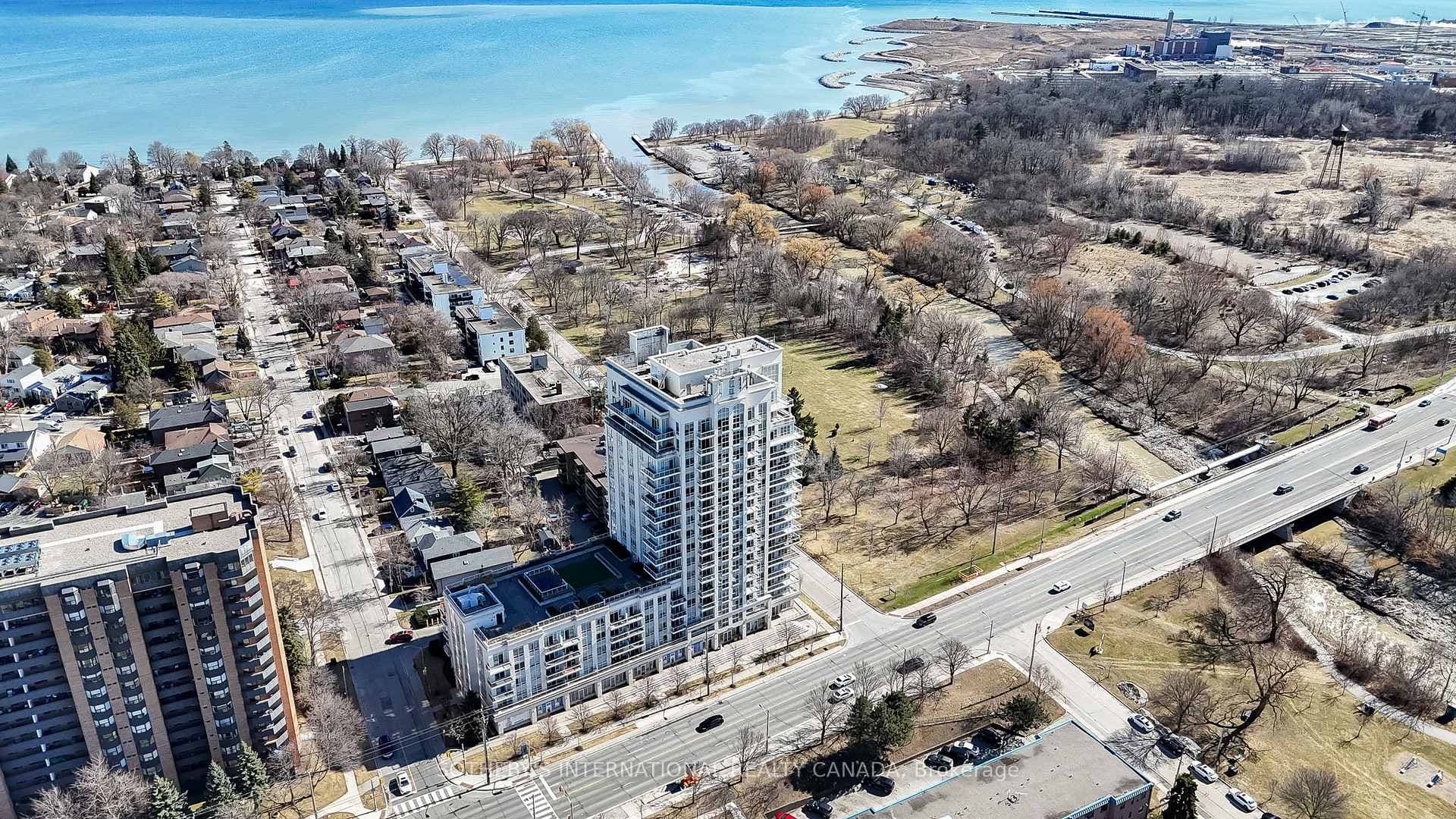 3865 Lake Shore Boulevard Unit 1602 photo 32